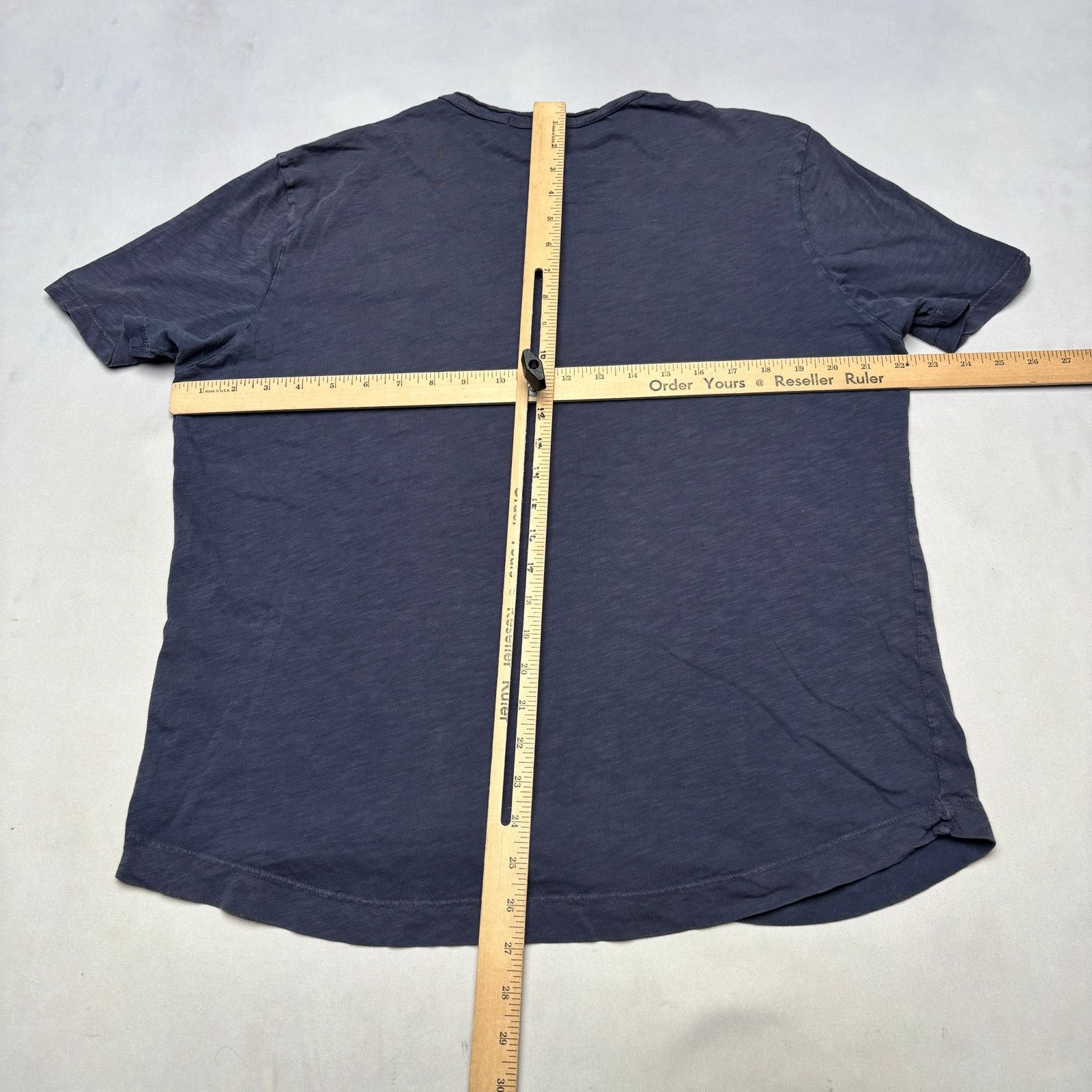 Buck Mason Buck Mason Slub Curved Hem T Shirt Men's Large Quiet Luxury Size US L / EU 52-54 / 3 - 3 Thumbnail