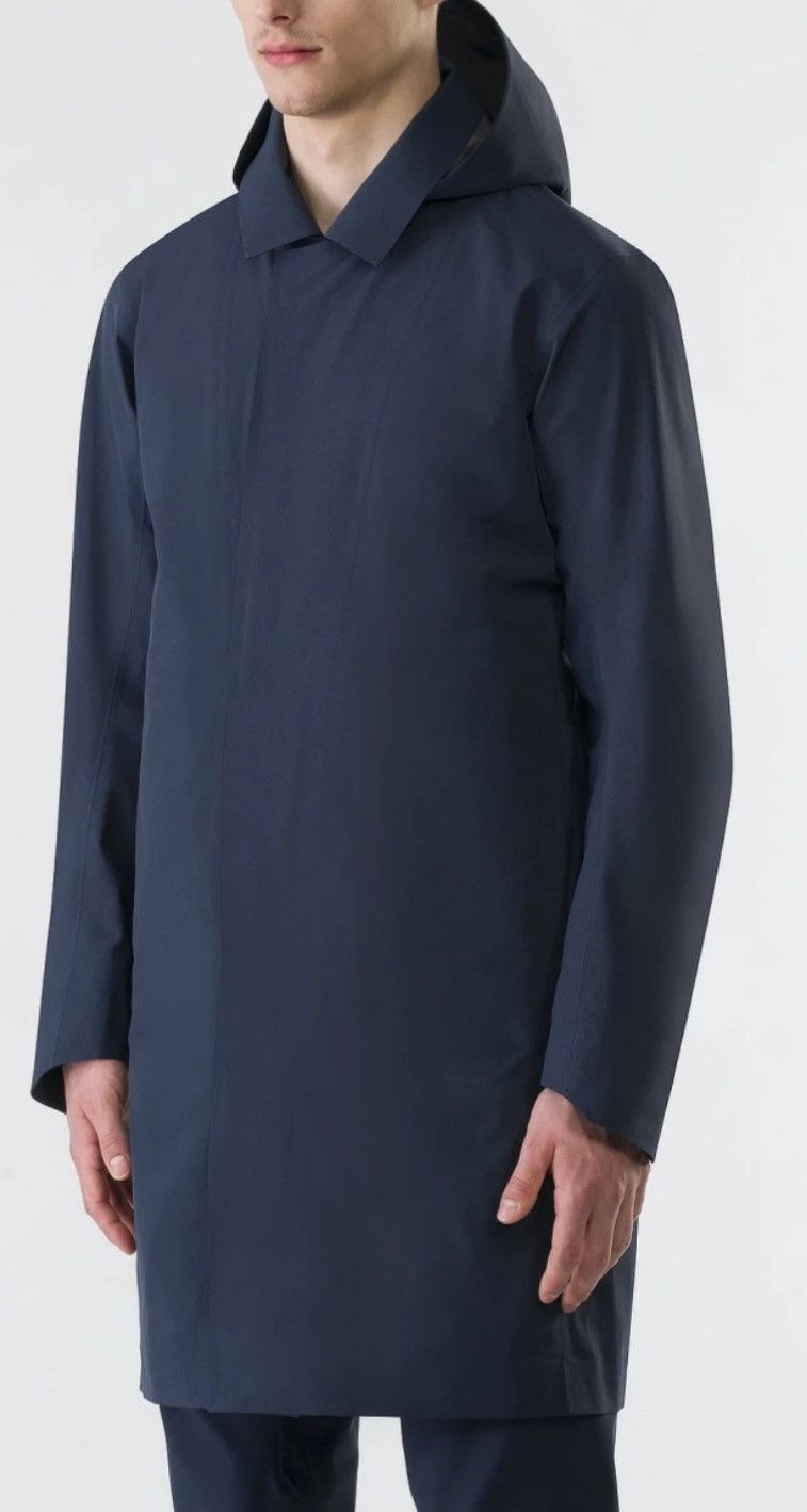 image of Arcteryx Veilance Arc’Teryx Veilance Galvanic Is Coat Small With Tags in Navy, Men's