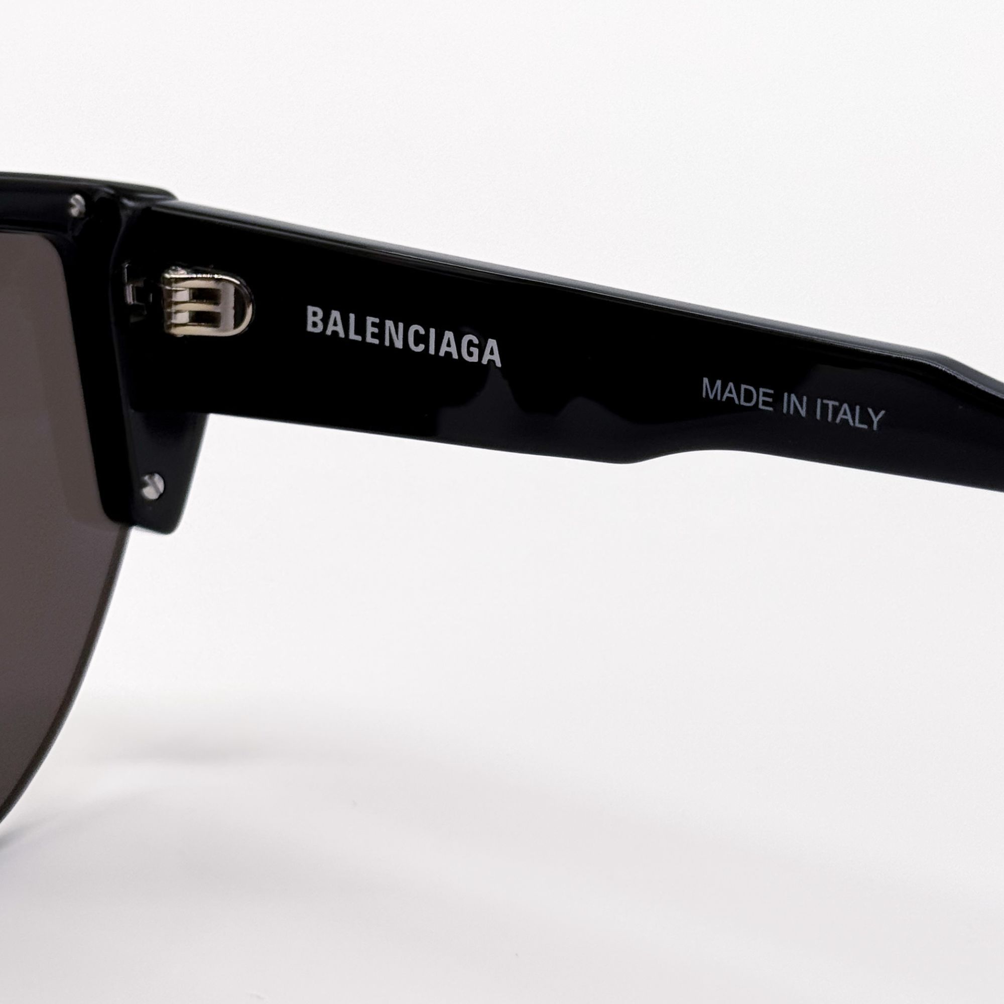 Balenciaga NEW BALENCIAGA BB0004S 001 SUNGLASSES BLACK WOMEN EYEWEAR Size ONE SIZE - 7 Thumbnail