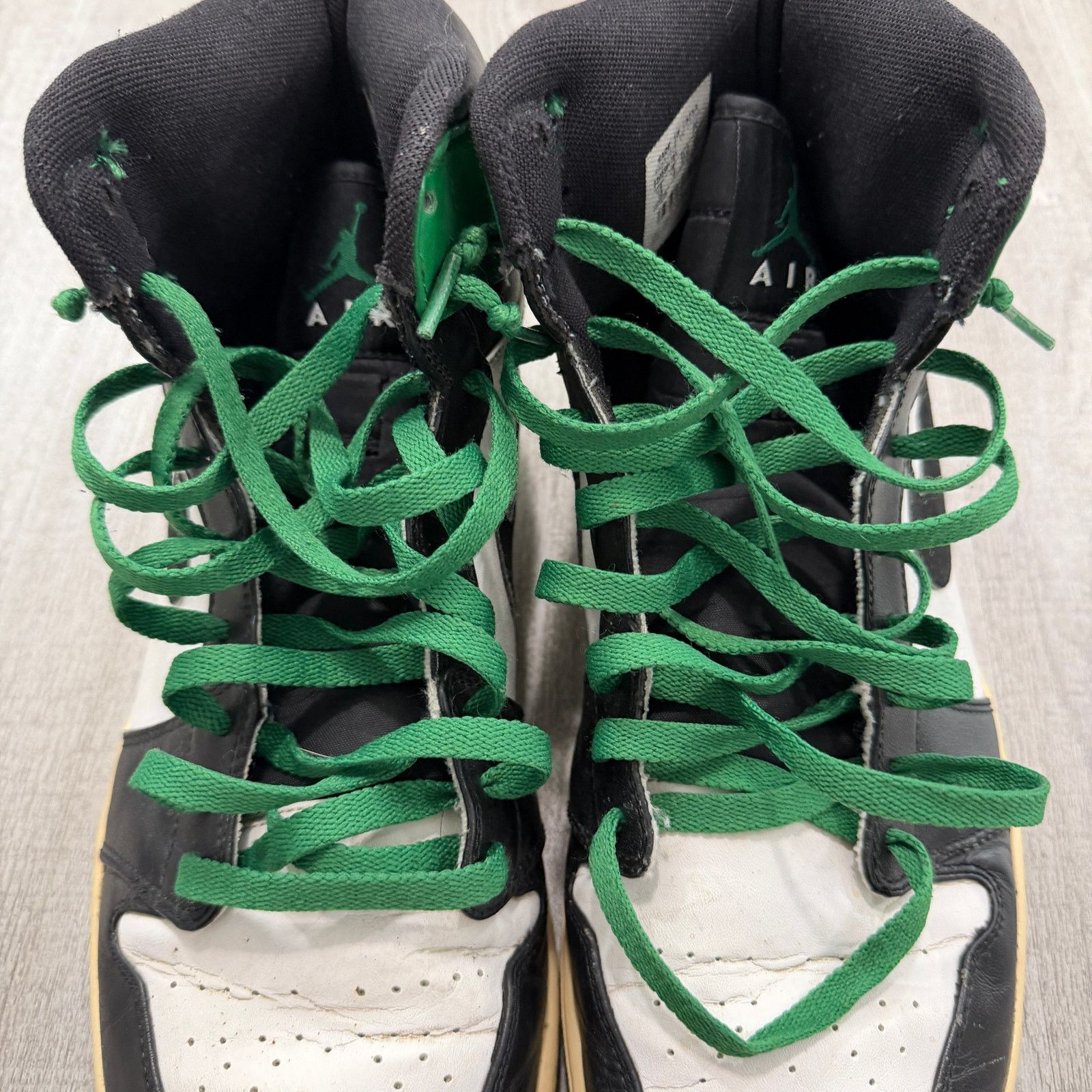 Jordan Brand Nike Air Jordan 1 Retro High Celtics Mens 13 Green Sneakers Size US 13 / EU 46 - 6 Thumbnail