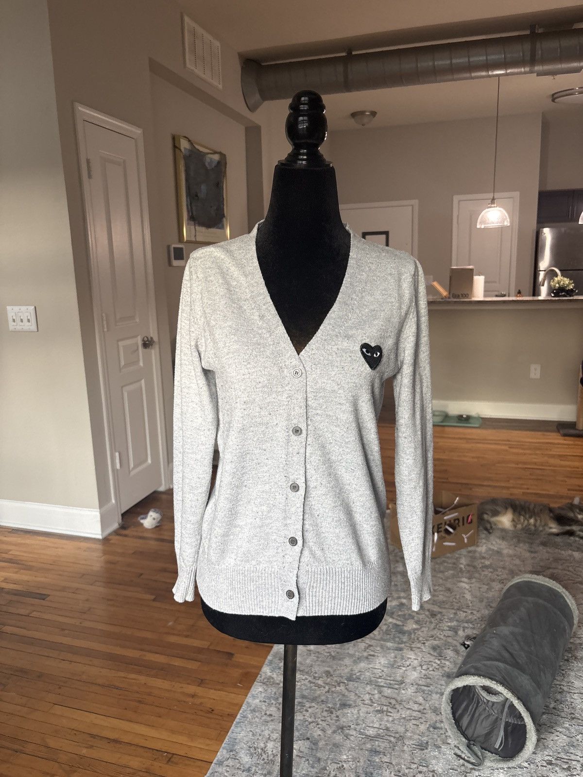 Comme des Garcons PLAY CDG Play Women’s Grey Button Down Cardigan Size S / US 4 / IT 40 - 1 Thumbnail