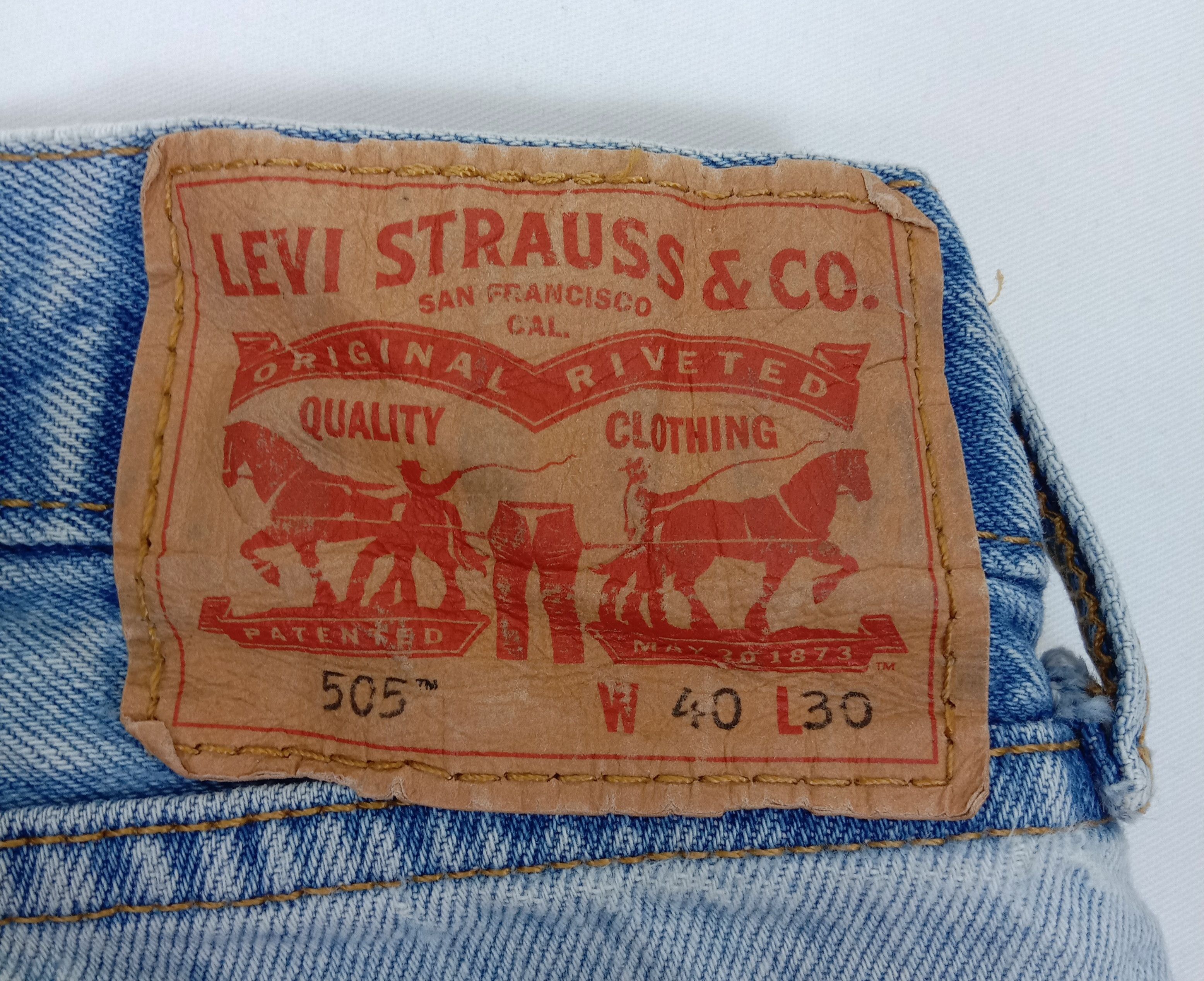 Vintage Levi's 505 Jeans Light Wash Distressed Denim