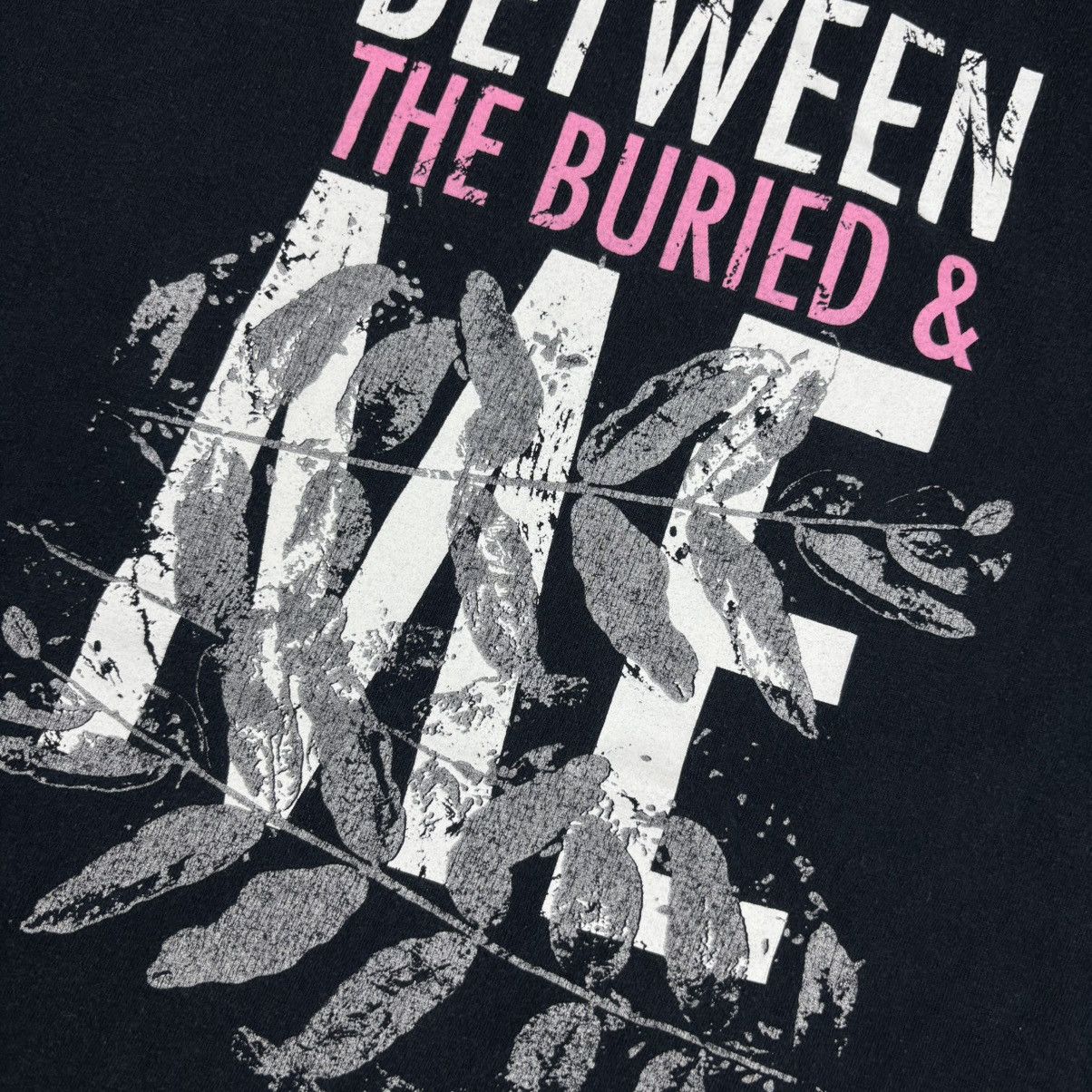 Band Tees Between buried & Me - Olive leaf 00’s Size US L / EU 52-54 / 3 - 5 Thumbnail