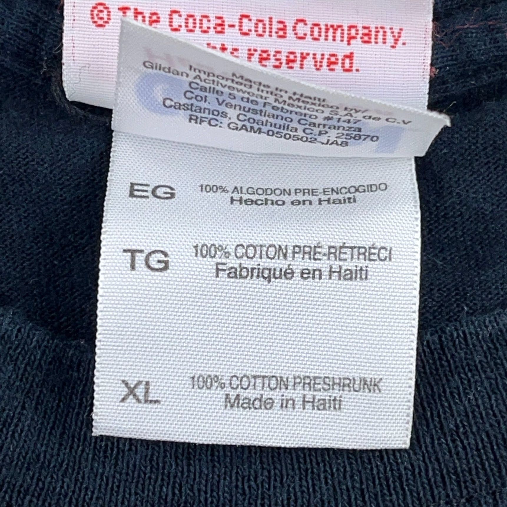 Vintage VINTAGE Coca-Cola Shirt Men Large Black Tee Y2K Soda Pop Logo Distinctive Cap Brand Coca-Cola Shirt Men Large Black 1990s Retro Rock Theme Mens Size US L / EU 52-54 / 3 - 7 Thumbnail