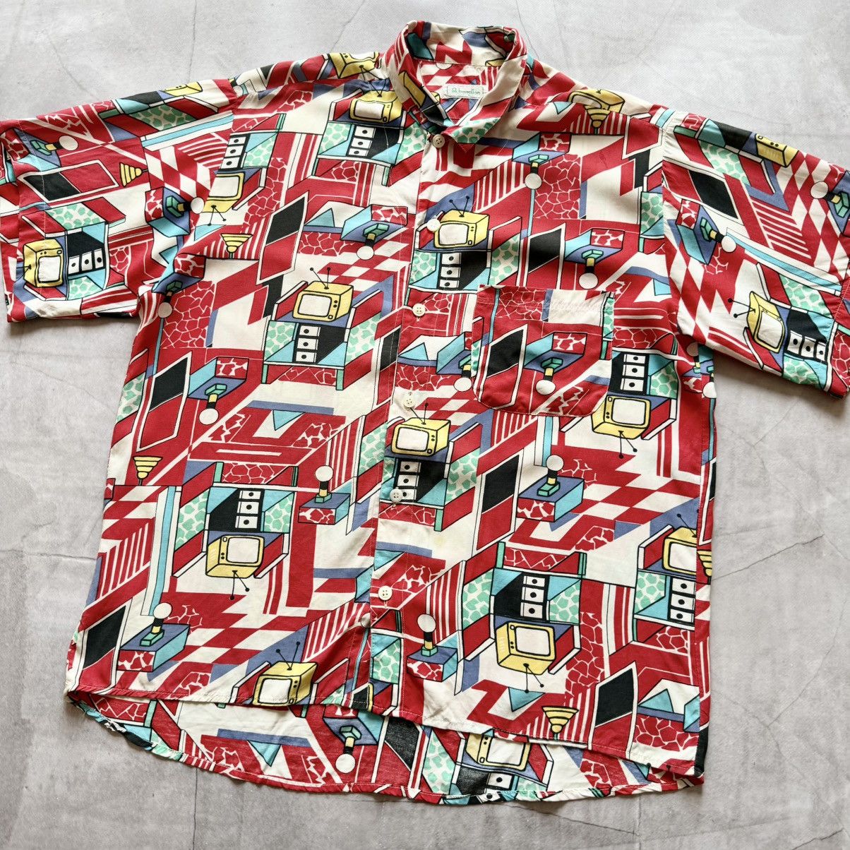 Hysteric Glamour Vintage Benetton TV All Over Print Hysteric Glamour Shirt Size US L / EU 52-54 / 3 - 2 Thumbnail