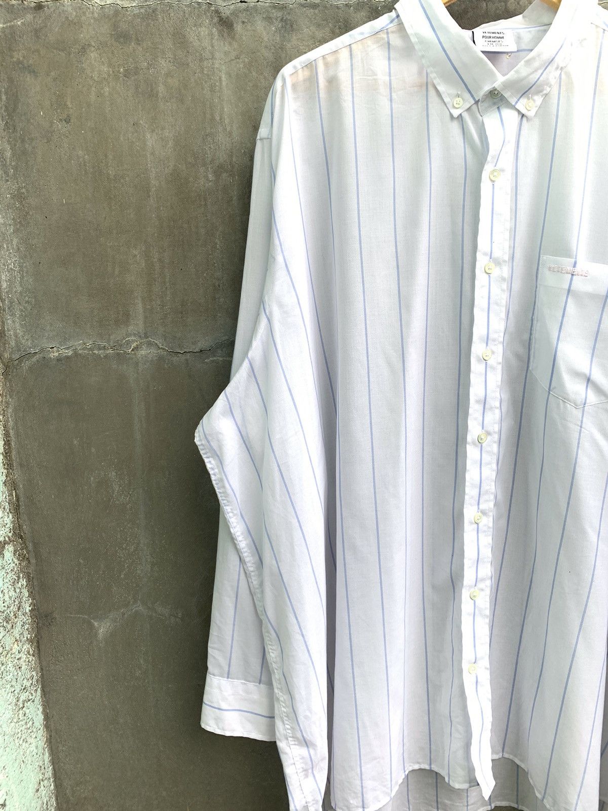 Vetements SS18 Patch - Pocket Striped Cotton Shirt In White Strip Size US S / EU 44-46 / 1 - 3 Thumbnail