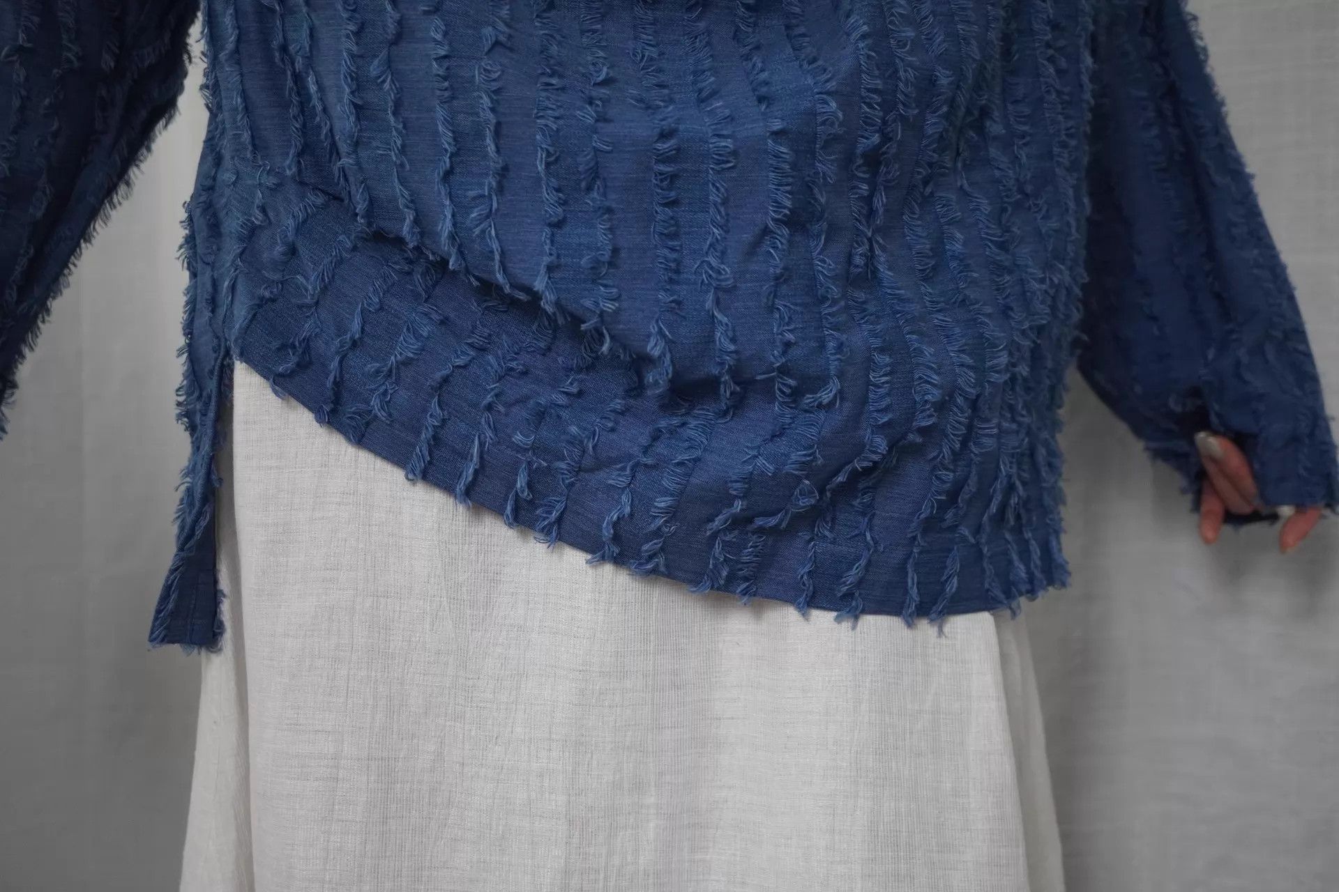 Issey Miyake Issey Miyake 1992 Drape Neck Blue Silk-Cotton Top ML Size M / US 6-8 / IT 42-44 - 9 Thumbnail