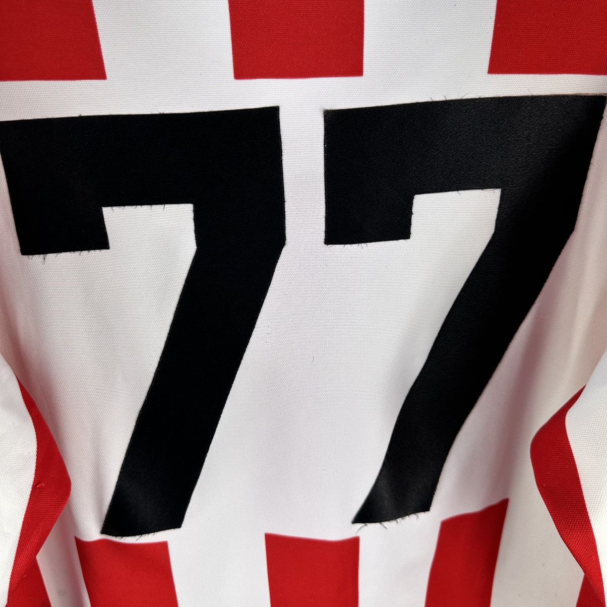 Puma Vintage Puma Jersey Number 77 Red Stripes V-Neck Collar Size US L / EU 52-54 / 3 - 17 Thumbnail