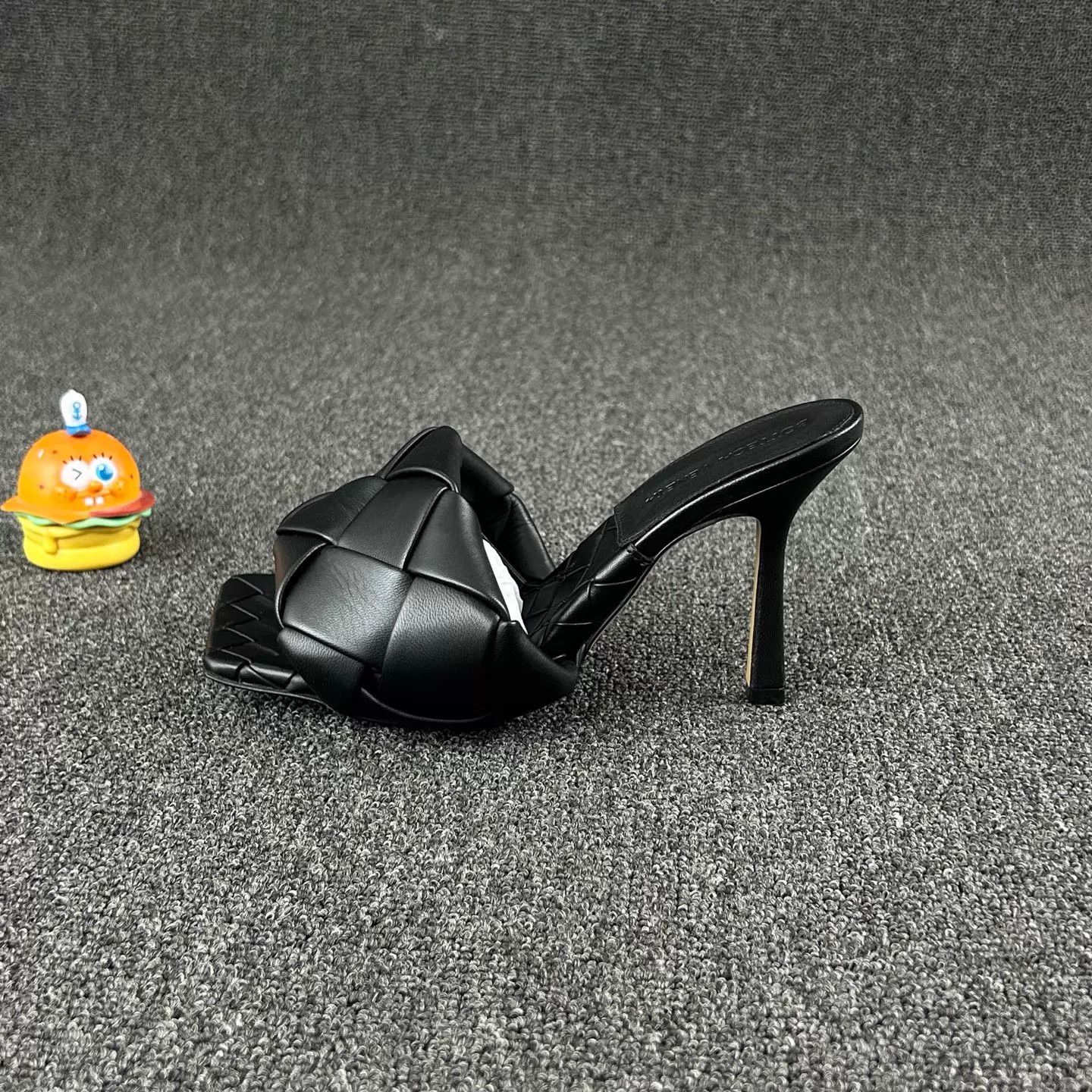 Bottega Veneta Bottega Veneta Black Woven Heels 36 HB6741 Size US 5.5 / IT 35.5 - 3 Thumbnail