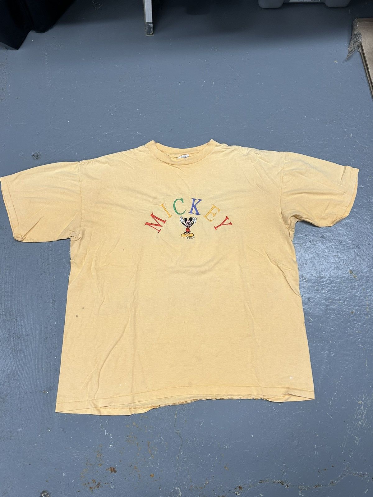 Disney × Mickey Mouse × Vintage Crazy Vintage 90s Essential Disney Mickey Mouse Beige Shirt Size US XXL / EU 58 / 5 - 1 Thumbnail