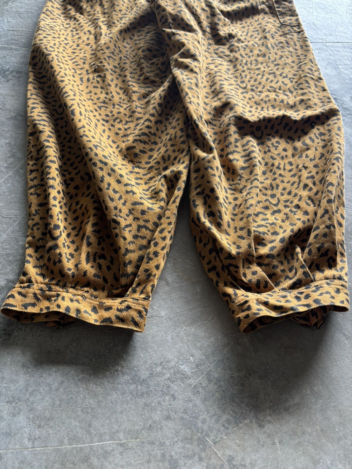20471120 × Hysteric Glamour × Japanese Brand CRAZY VEMMAX CHEETAH LEOPARD NIKKAPOKKA TOBI PANTS JAPANESE Size US 30 / EU 46 - 13 Thumbnail