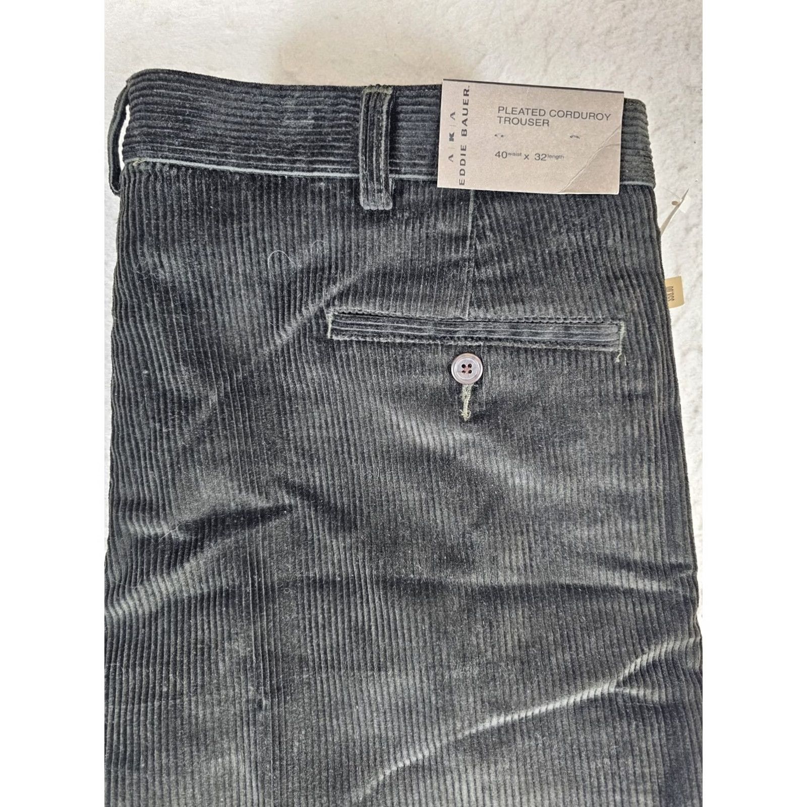 Eddie Bauer VINTAGE Eddie Bauer Corduroy Pants Mens 40x32 Pleated Cuffed Y2K Olive 90s Size US 40 / EU 56 - 2 Thumbnail