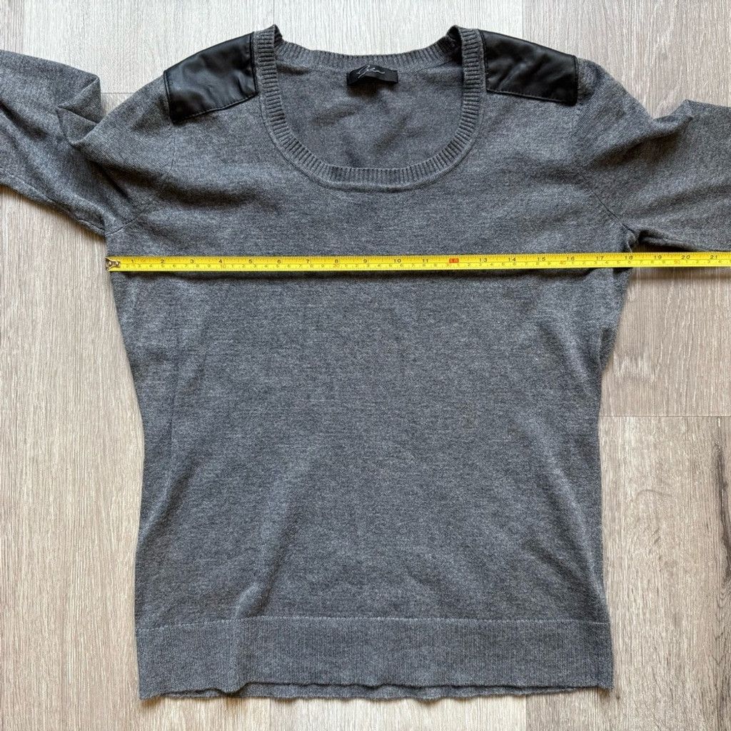 The Unbranded Brand Gray and Black Crew Neck Sweater with Shoulder Detail Size XS / US 0-2 / IT 36-38 - 5 Thumbnail