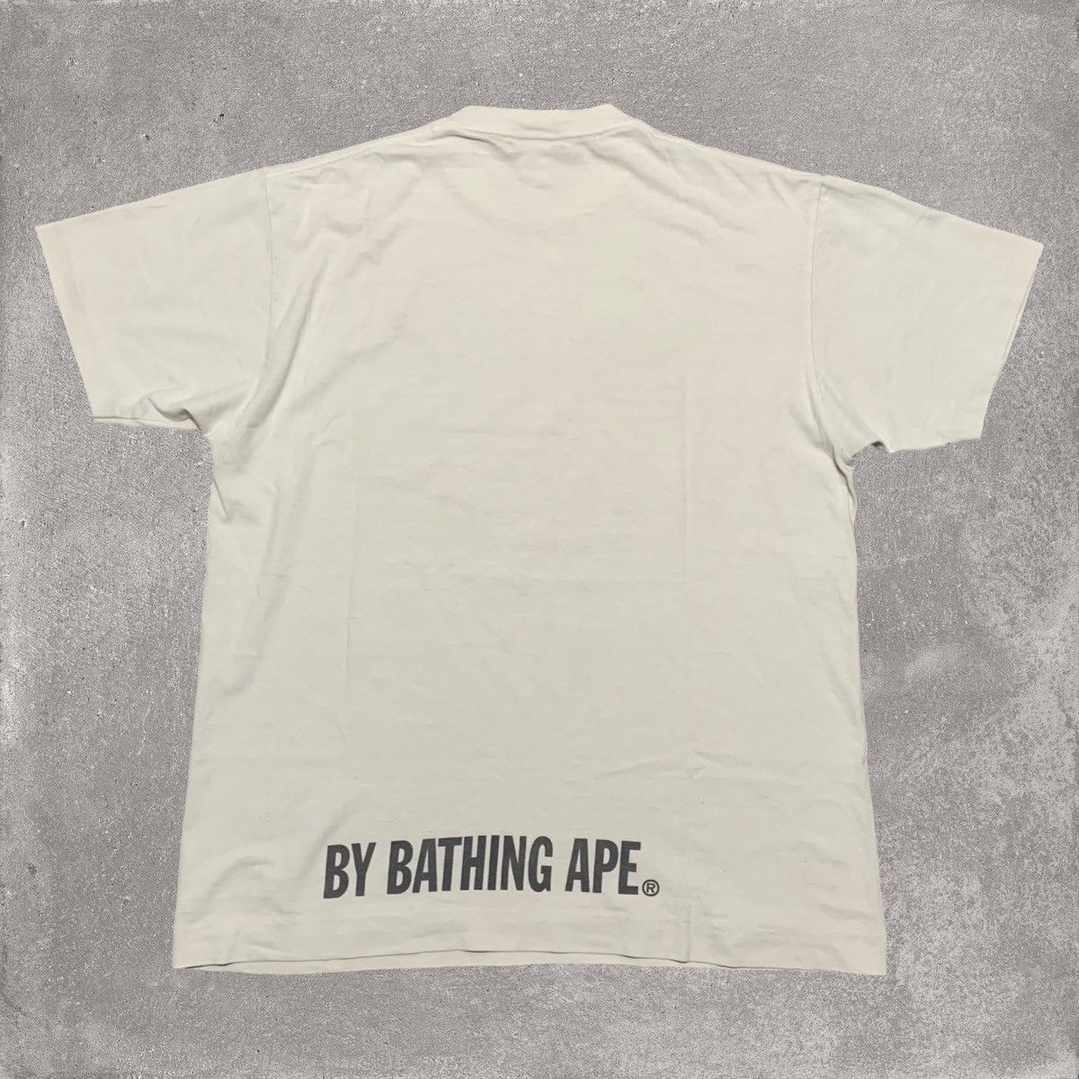 Bape Bape Large Ape Face Camo White Tee A Bathing Ape Vintage Size US L / EU 52-54 / 3 - 2 Thumbnail