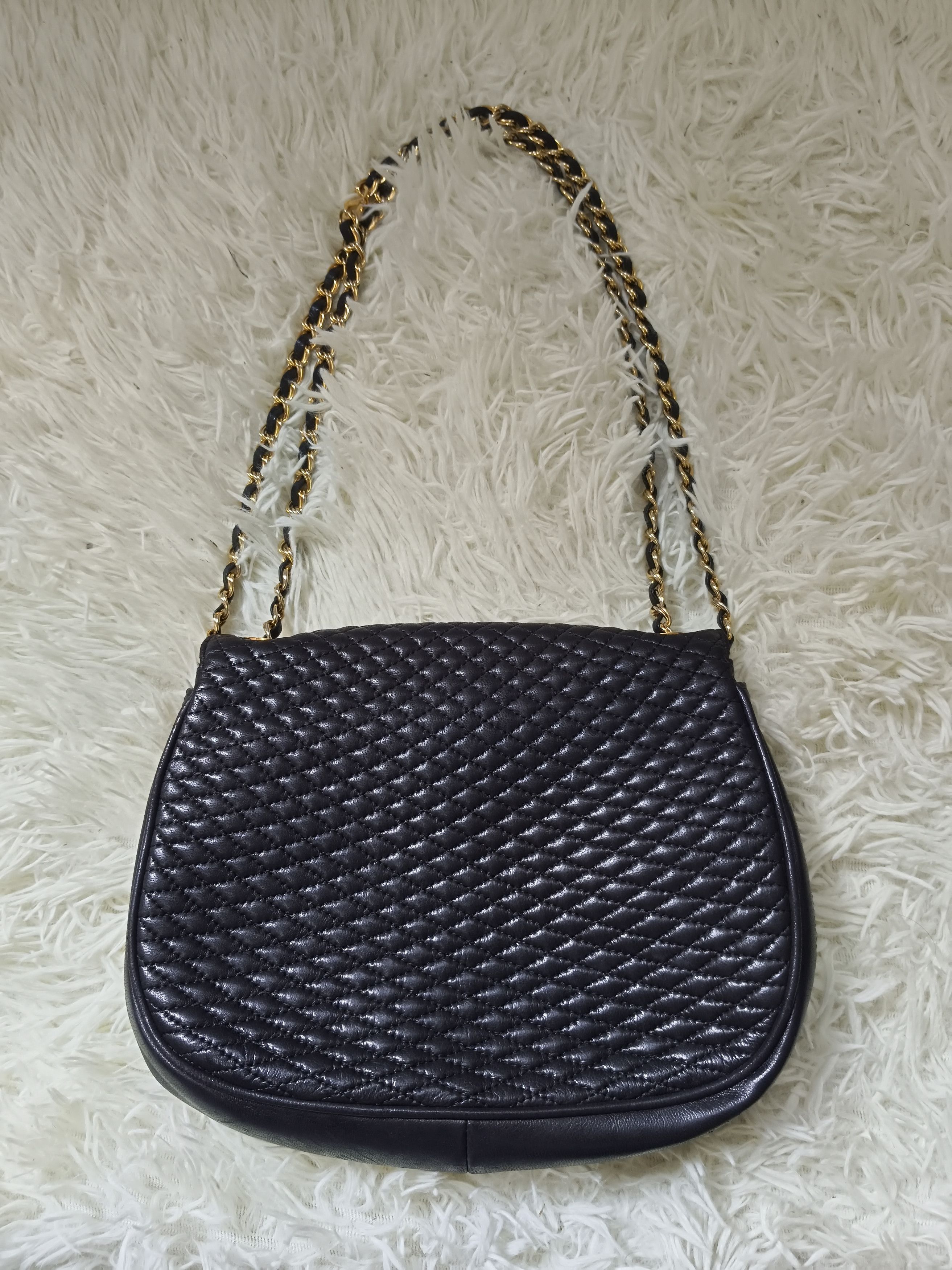 Bally BALLY Vintage Quilted Flap Bag with Gold Chain Strap Size ONE SIZE - 3 Thumbnail