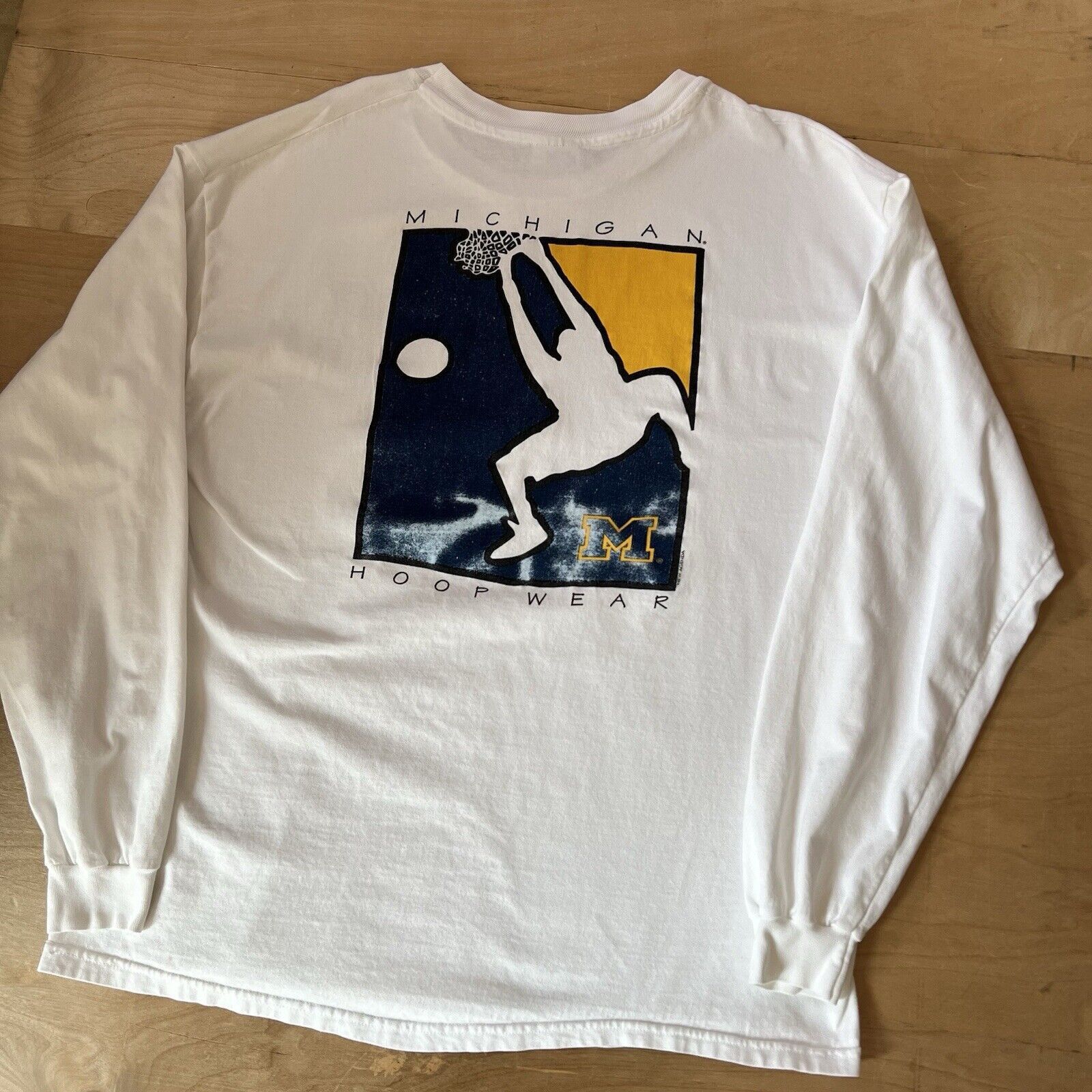 Vintage Vintage Michigan Wolverines Basketball Shirt XL White 90s Size US XL / EU 56 / 4 - 9 Thumbnail