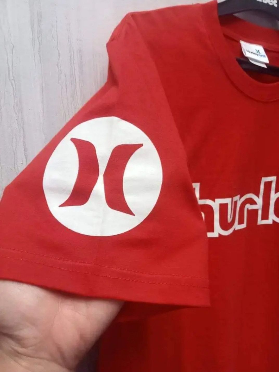 Hurley T-shirt Hurley Spell out logo 2000 Size US L / EU 52-54 / 3 - 4 Thumbnail
