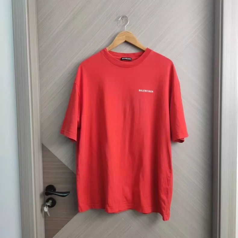 Balenciaga Red Short Sleeve T-shirt - dmc