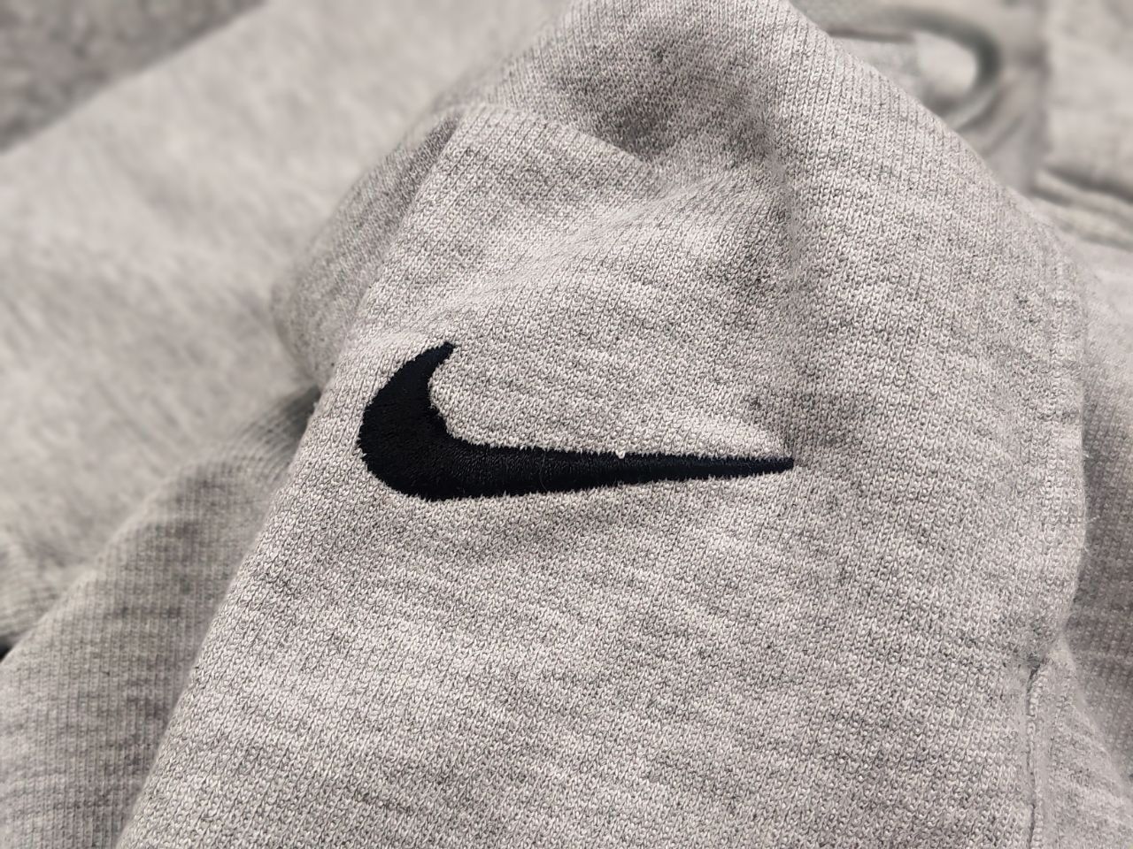 Nike Vintage Nike Swoosh Gray Cotton Baggy Track Pants Y2K Style Size US 34 / EU 50 - 12 Thumbnail