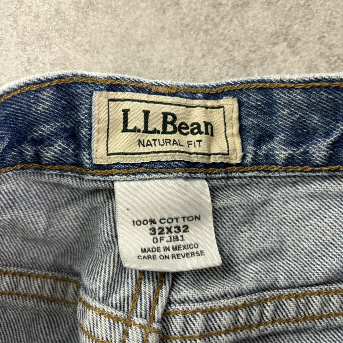 L.L. Bean Vintage light wash ll bean jeans Size US 32 / EU 48 - 8 Thumbnail