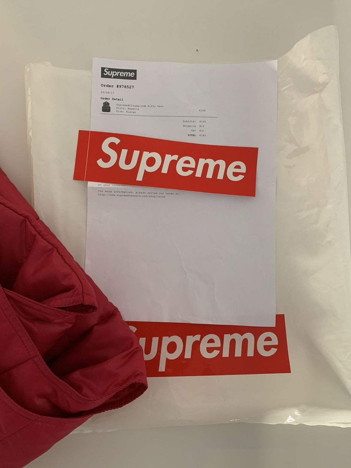Champion × Supreme SUPREME x Champion puffer vest in XL new Size US XL / EU 56 / 4 - 7 Thumbnail