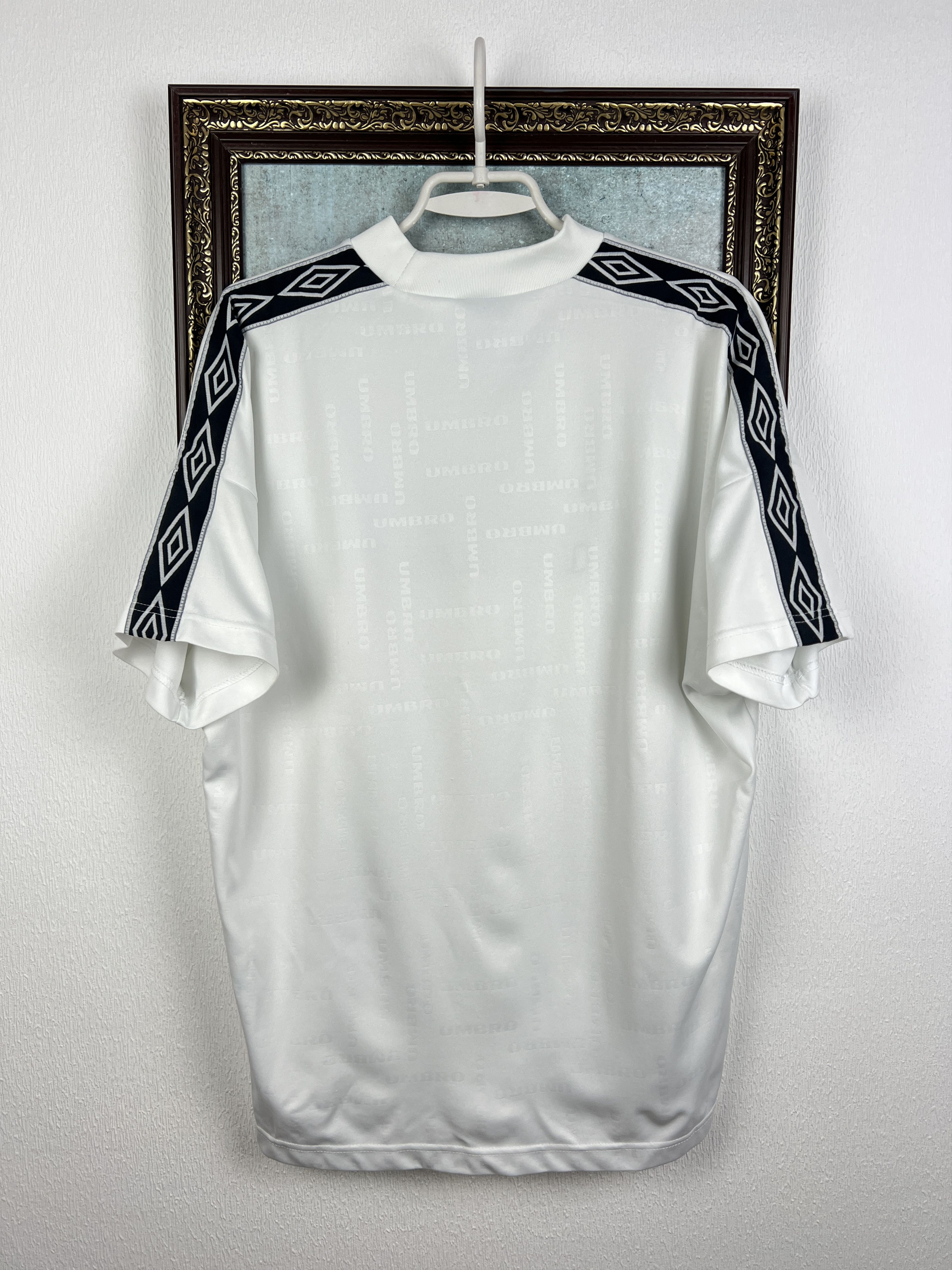 Umbro Nottingham Forest Football Template Shirt Soccer Jersey Size US M / EU 48-50 / 2 - 10 Thumbnail