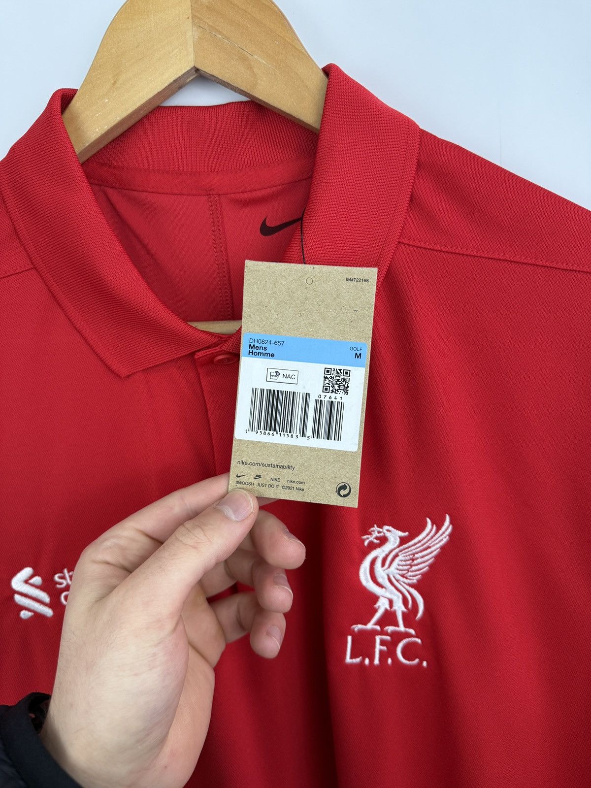 Nike ❗️NEW 🏴󠁧󠁢󠁥󠁮󠁧󠁿 2023 Nike Liverpool LFC Standard Chartered Polo T-Shi Size US M / EU 48-50 / 2 - 8 Thumbnail