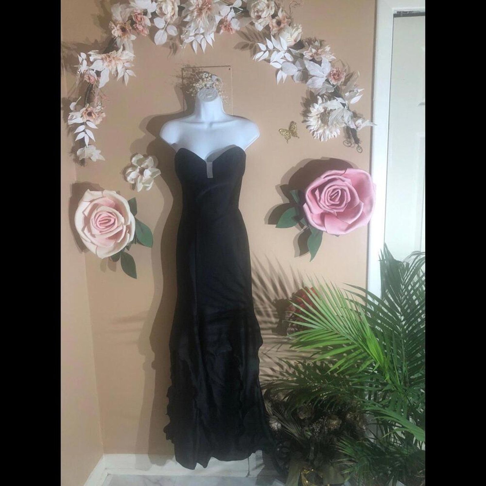 Rene Caovilla Dress gown strapless with verticle ruffle bottom Size S / US 4 / IT 40 - 1 Thumbnail