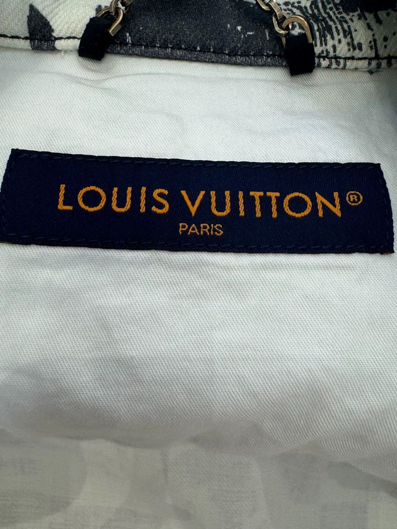 Louis Vuitton Louis Vuitton Short sleeve shirt Size US M / EU 48-50 / 2 - 4 Thumbnail