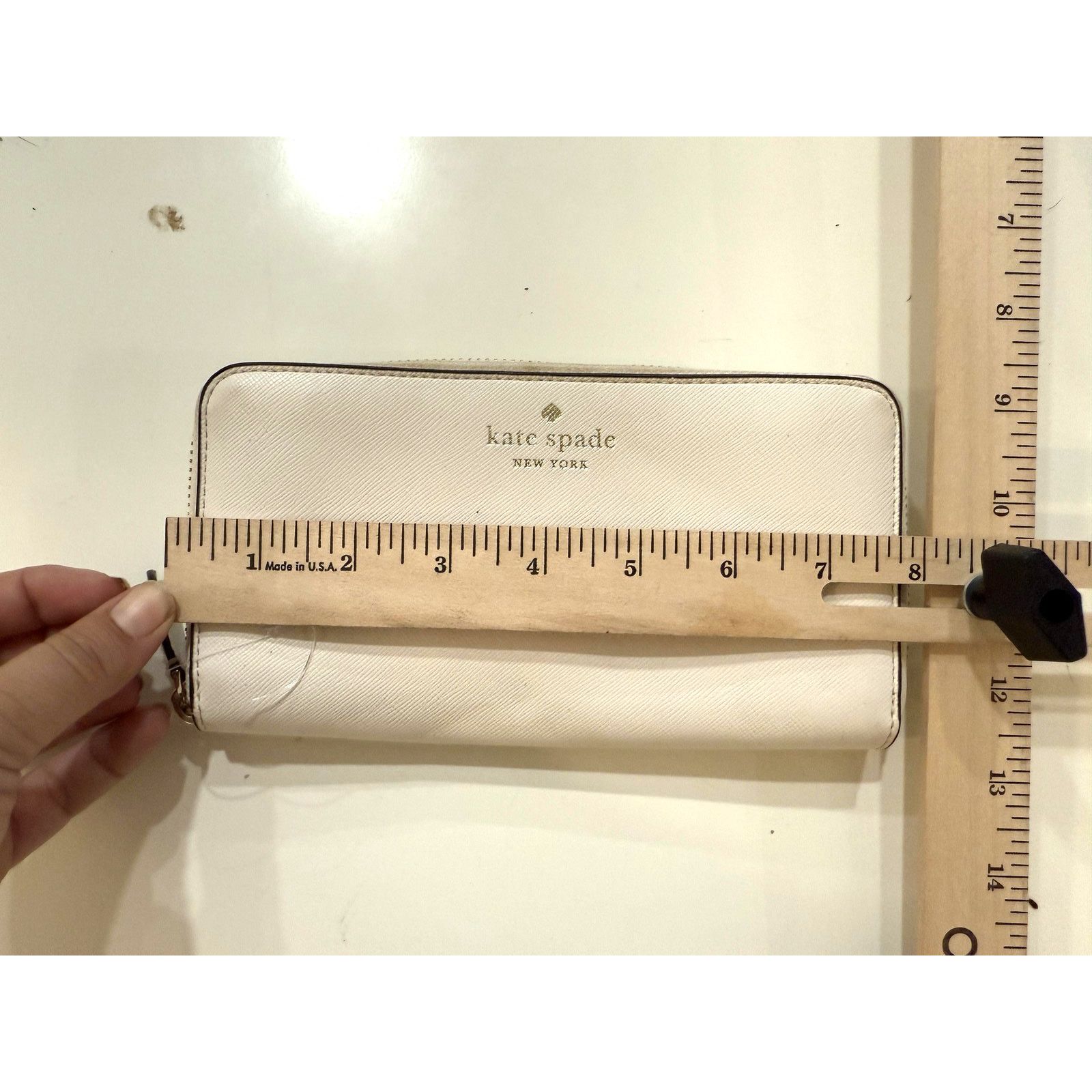 Kate Spade Kate Spade Wallet Womens White Saffiano Leather Zip Around Size ONE SIZE - 11 Thumbnail