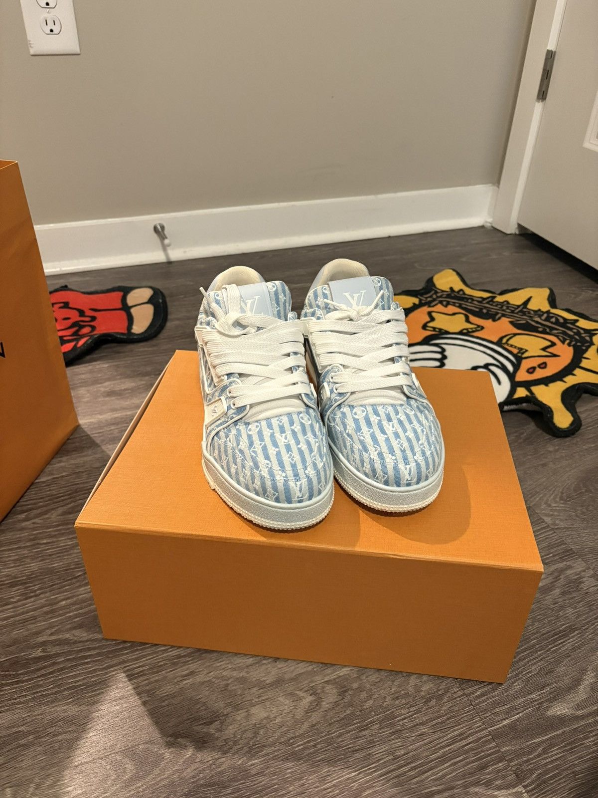 Louis Vuitton Louis Vuitton lowtop Sneakers Size US 7 / EU 40 - 11 Thumbnail
