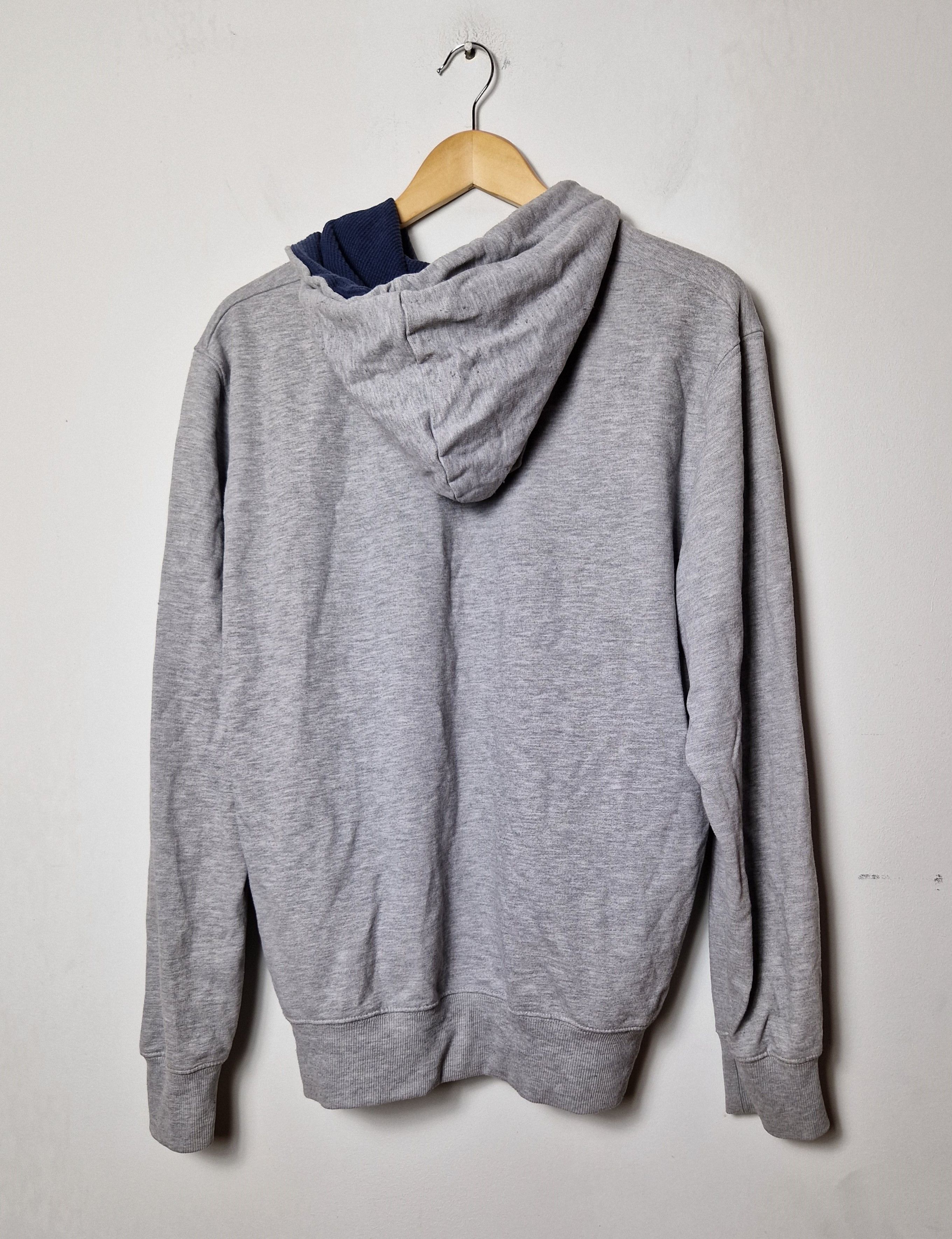 Vintage vintage y2k style hoodie Size US L / EU 52-54 / 3 - 5 Thumbnail