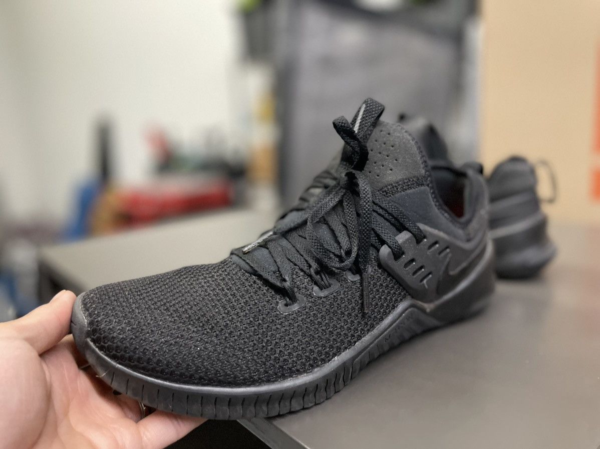 Nike Nike Free Metcon Size US 9 / EU 42 - 2 Thumbnail