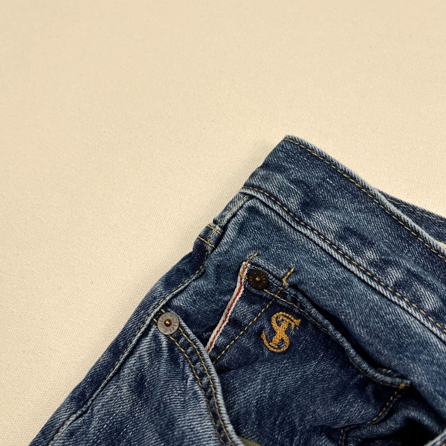 Todd Snyder Todd Snyder Jeans Mens 33x32 Slim Fit Medium Wash Blue Denim 5-Pocket Style Tapered Vintage: No Size US 33 - 6 Thumbnail