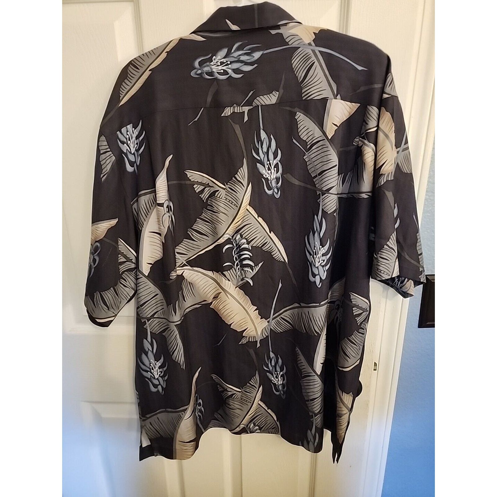 Tommy Bahama Tommy Bahama Men Size Large Shirt 100% Silk Floral Hawaiian Size US L / EU 52-54 / 3 - 5 Thumbnail