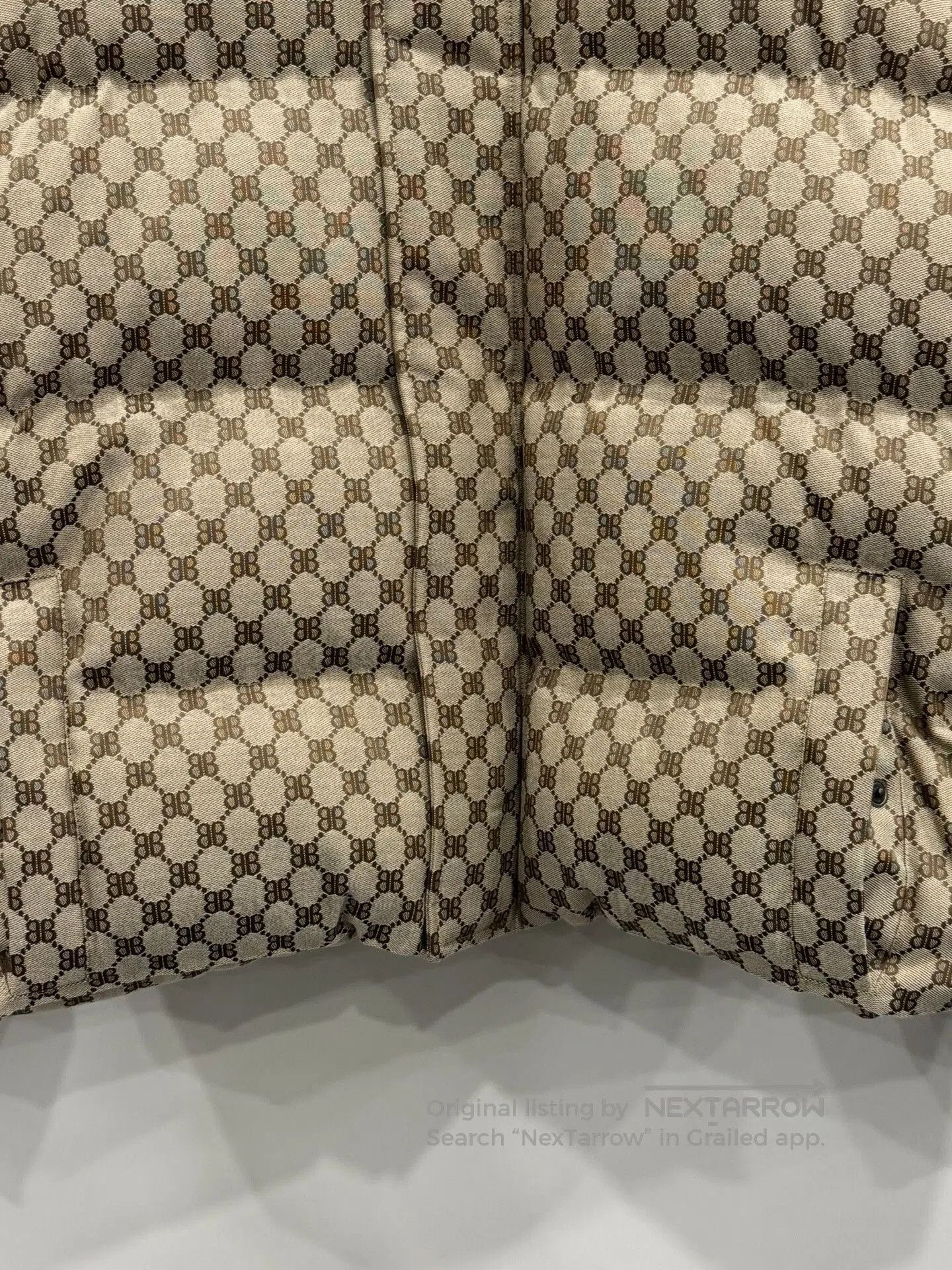 Balenciaga balenciaga gucci patterned puffer jacket size 44. Size US L / EU 52-54 / 3 - 4 Thumbnail
