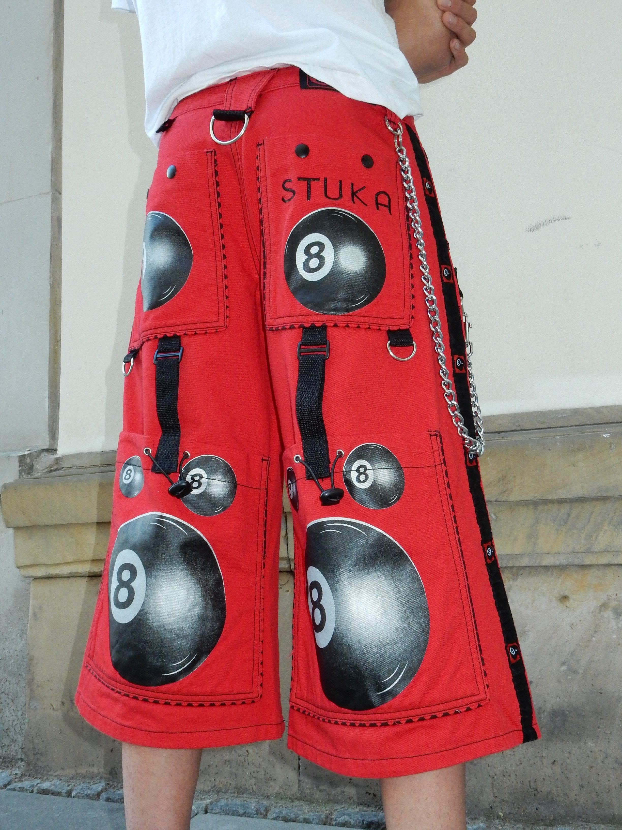 JNCO Stuka red 8 ball jorts - W30 Size US 30 / EU 46 - 4 Thumbnail