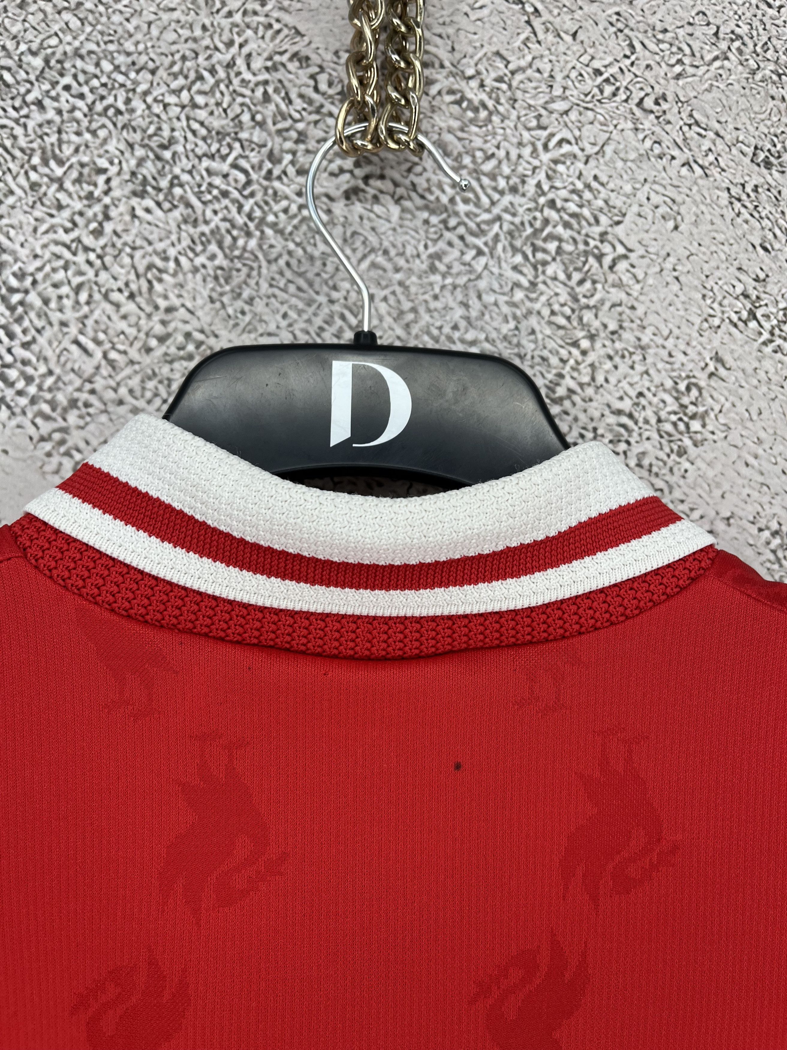 Reebok Liverpool FC 96/98 Home Jersey Reebok Carlsberg #10 UK Size US M / EU 48-50 / 2 - 16 Thumbnail