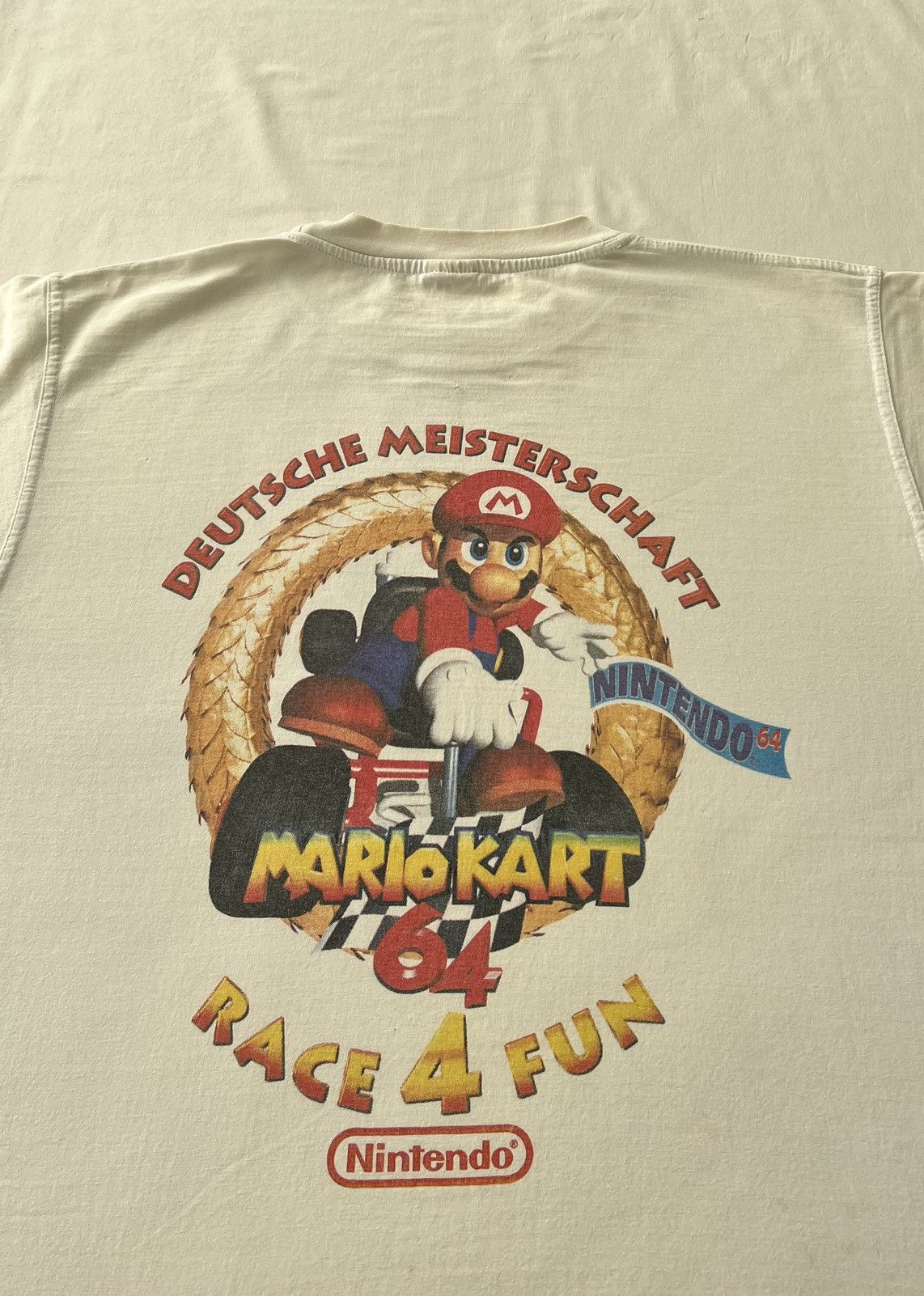 Nintendo Vintage 90s Mario Kart Nintendo 64 Video Game White T-shirt Size US L / EU 52-54 / 3 - 14 Thumbnail
