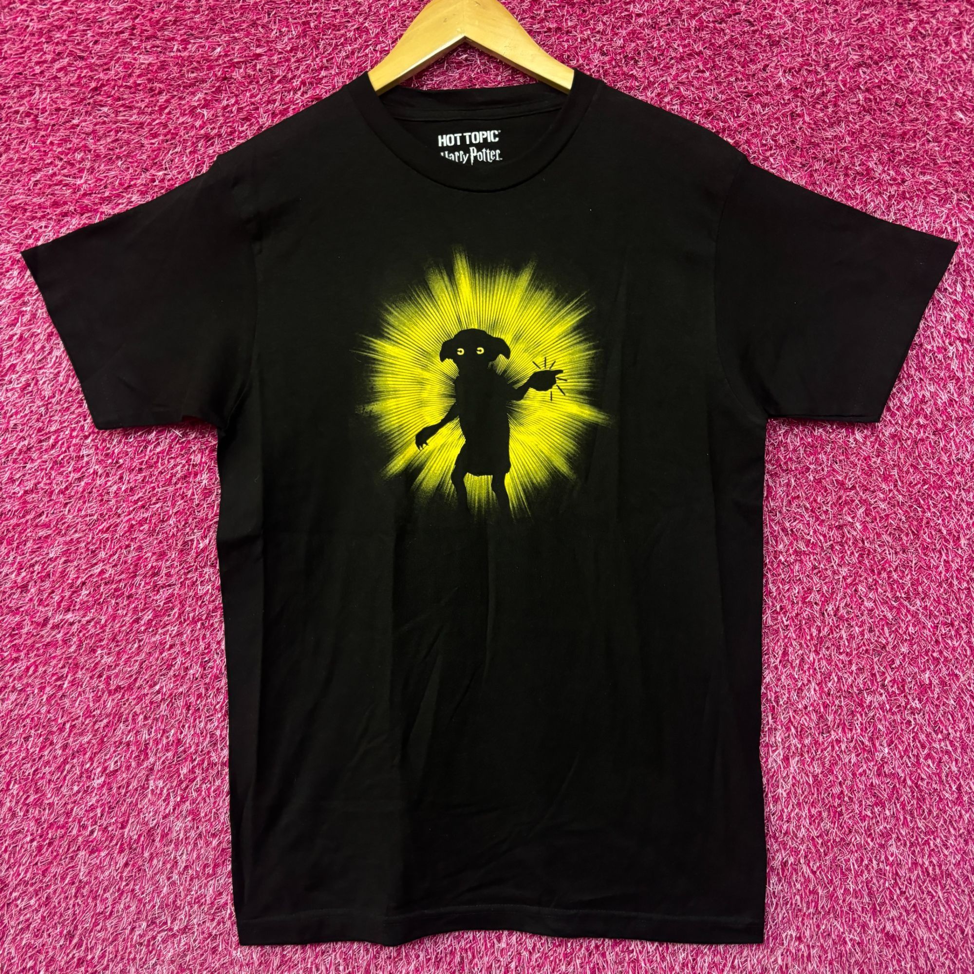 Other Harry Potter Dobbi the House Elf tshirt size medium Size US M / EU 48-50 / 2 - 1 Thumbnail