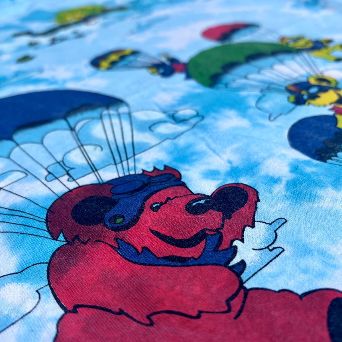 Grateful Dead × Online Ceramics 1993 Liquid Blue Grateful Dead Parachuting Bears Size US L / EU 52-54 / 3 - 4 Thumbnail