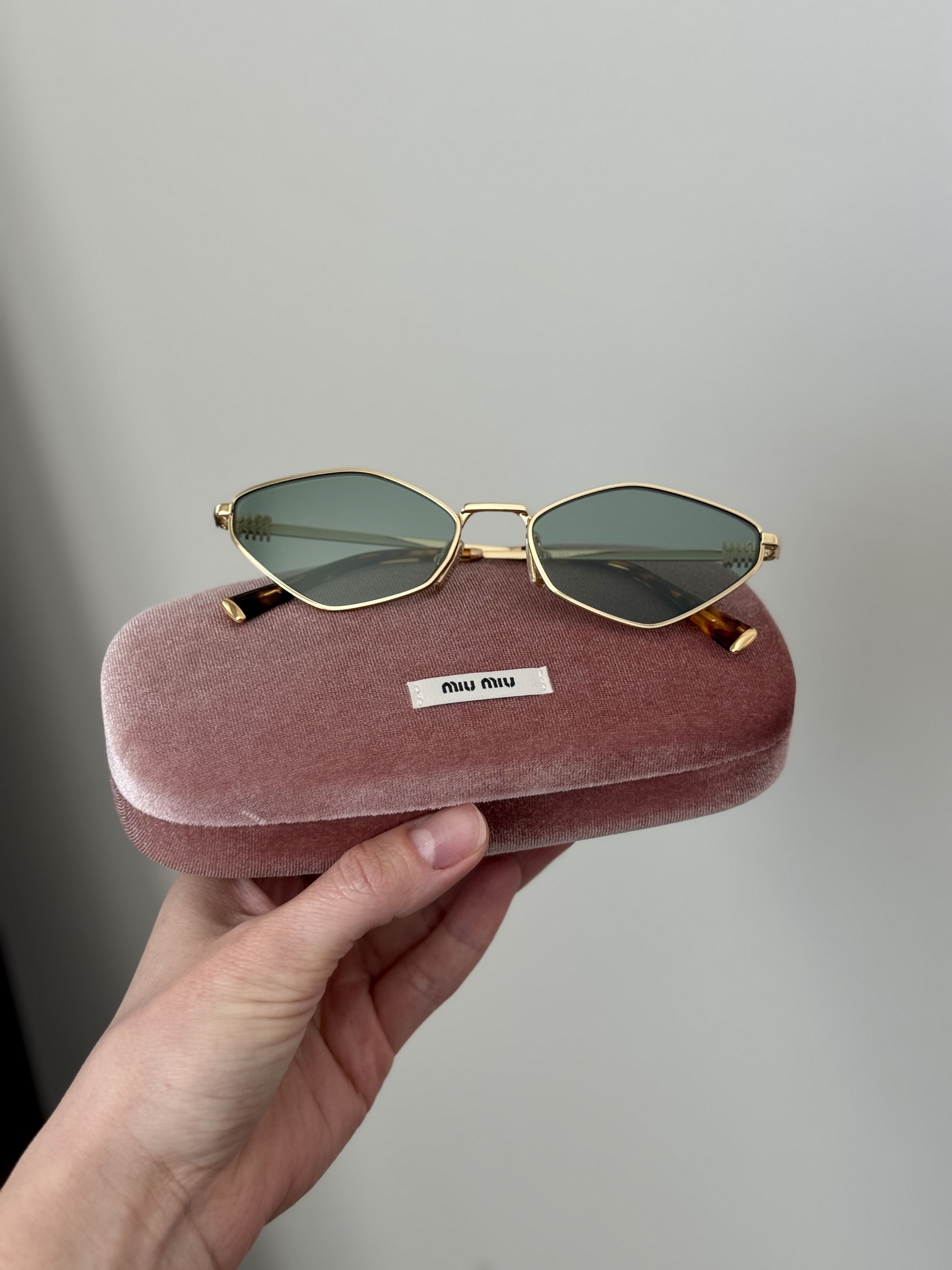 Miu Miu Miu Miu REGARD Women Sunglasses MU56ZS 5AK04M NEW AUTHENTIC Size ONE SIZE - 13 Thumbnail