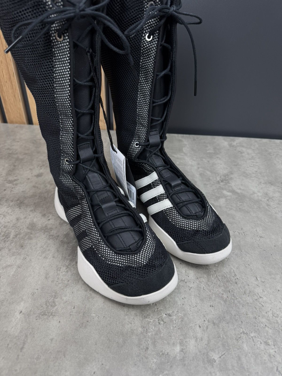 Adidas Adidas Y-3 Regu Boot Black/Talc Size 37 1/3 Size US 6.5 / IT 36.5 - 2 Thumbnail