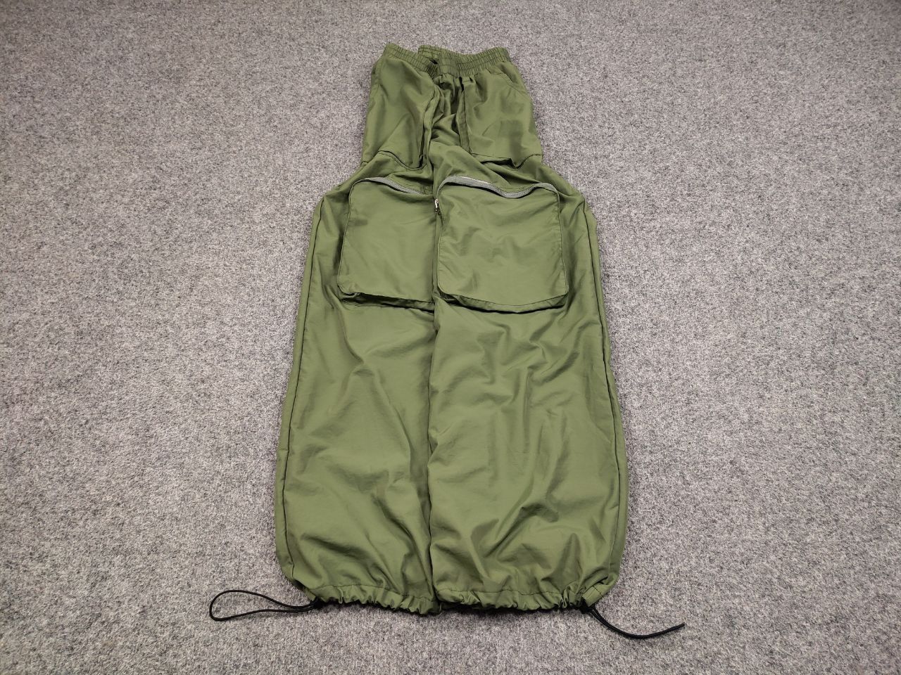 Japanese Brand Vintage Japan Zipper Parachute Cargo Pants Style Y2K Hype Size US 32 / EU 48 - 2 Thumbnail