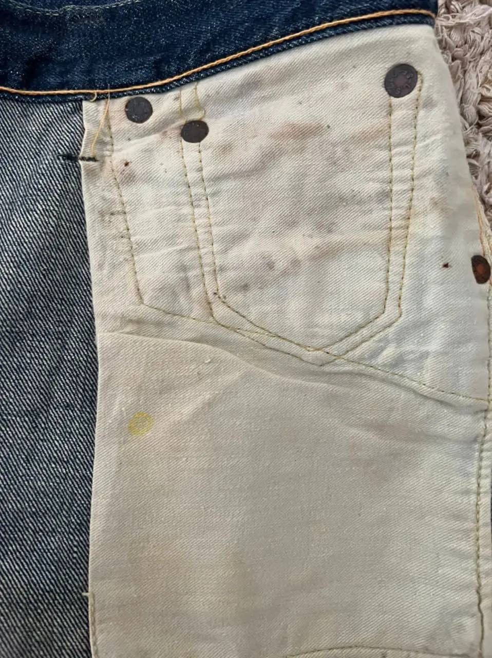 Levi's Levis BigE Hidden Rivet Leather Patch Circa 1952 Size US 33 - 11 Thumbnail