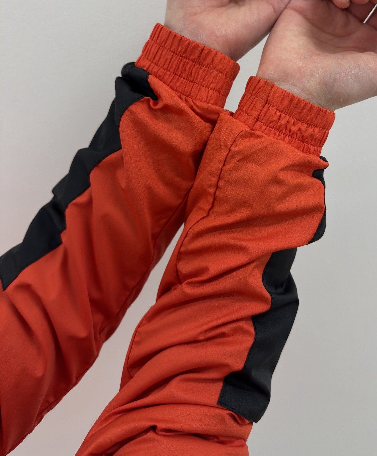 The North Face The North Face Womens Light Jacket Nylon Active Windbraker Size M / US 6-8 / IT 42-44 - 13 Thumbnail