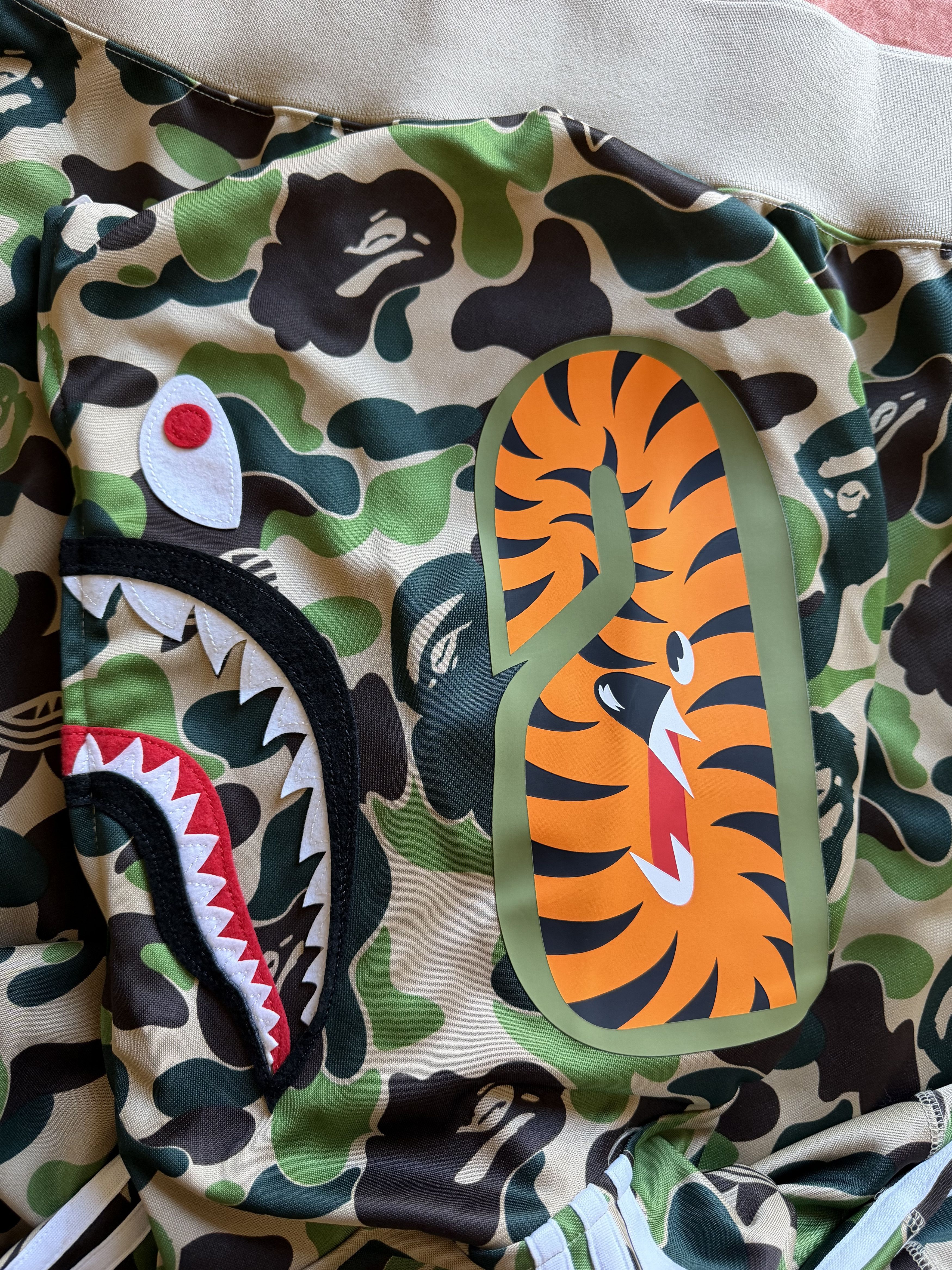 Adidas × Bape Bape Adidas Track Full Zip Shark Hoodie in Green Camo Size US L / EU 52-54 / 3 - 8 Thumbnail