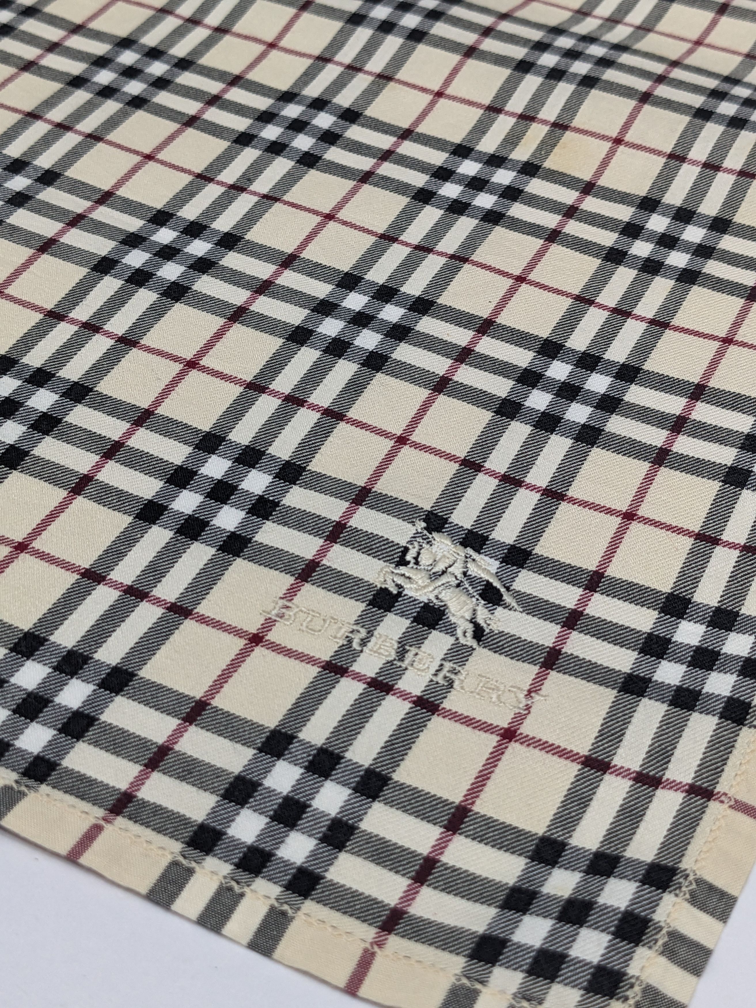 Burberry VINTAGE BURBERRY NOVA CHECK HANDKERCHIEF Size ONE SIZE - 2 Thumbnail