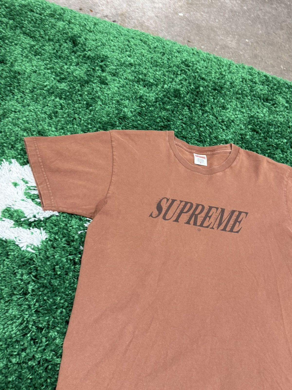 Supreme Supreme Slap Shot Tee Brown FW22 Logo Mocha Coffee Size US M / EU 48-50 / 2 - 2 Thumbnail