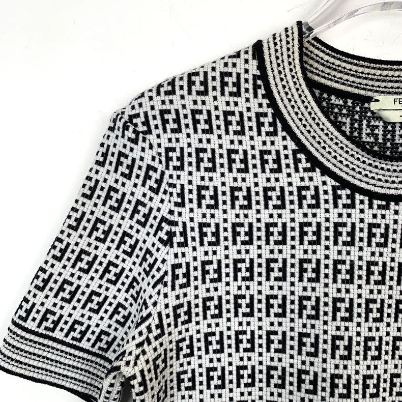Fendi FENDI Black and White Monogram Printed Round Neck Short Sl Size XS / US 0-2 / IT 36-38 - 3 Thumbnail